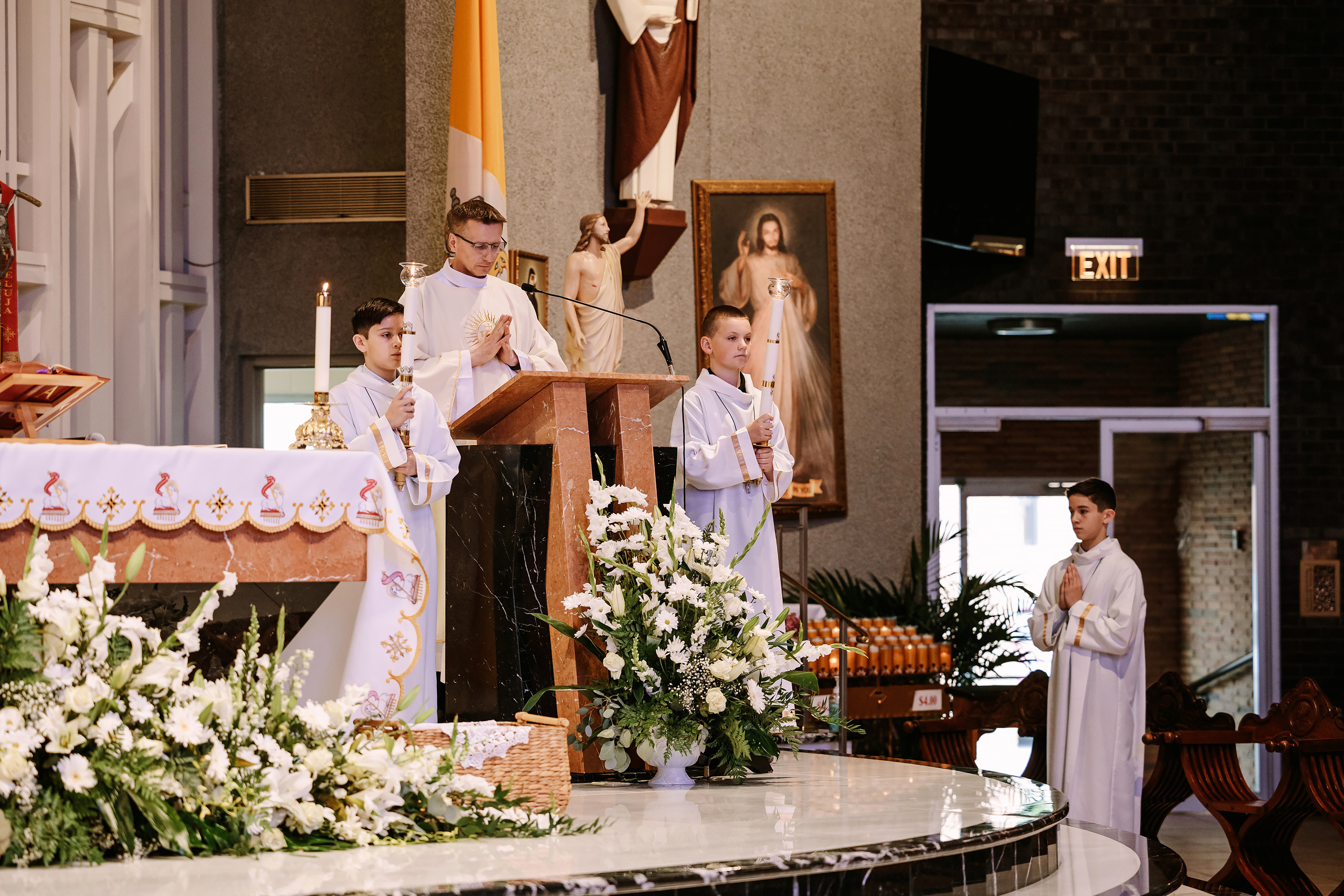 First Communion 05.06.2023. Wedding family event photographer in Chicago Nick Yushevich
