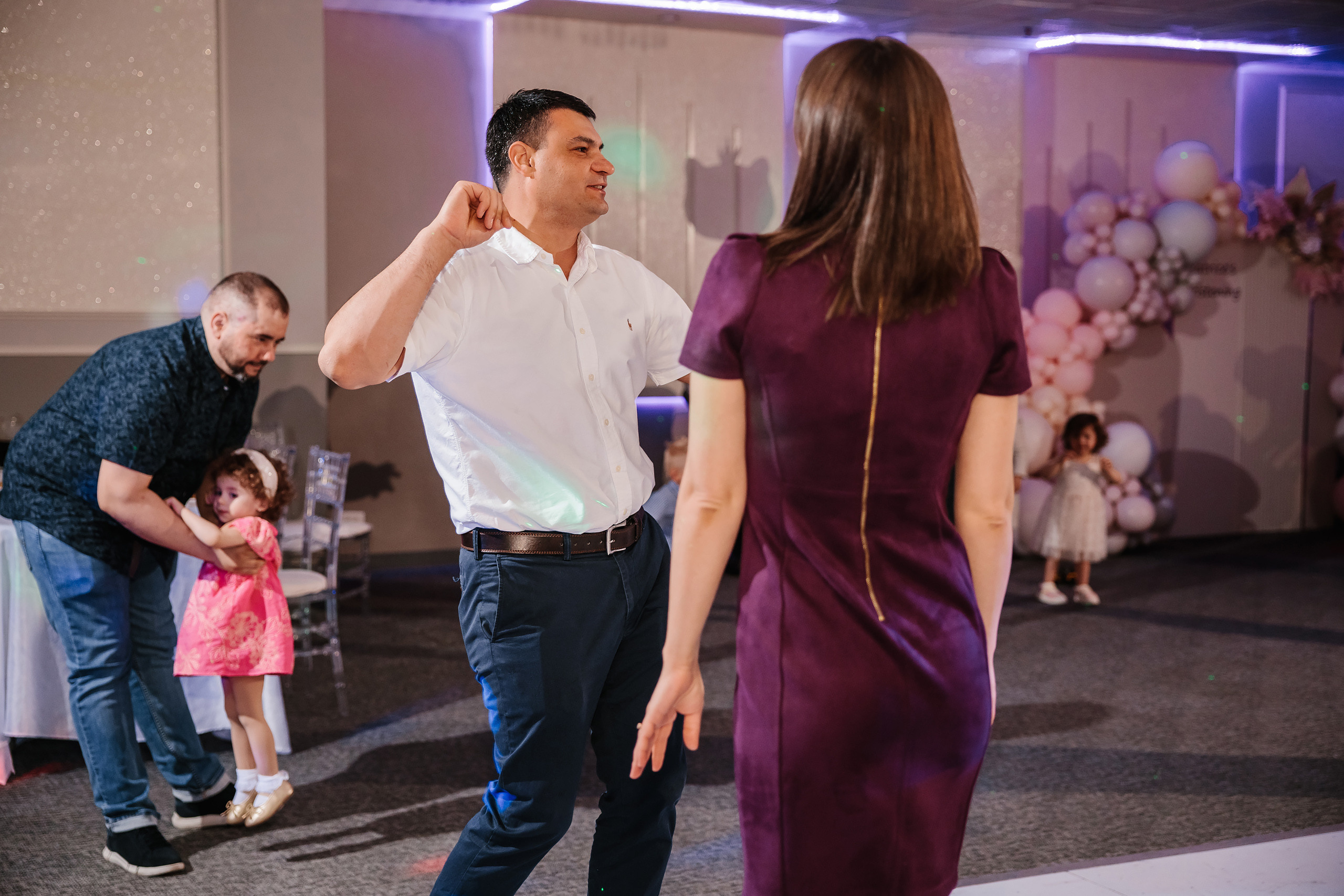 05.28.2023 Cumetria. Wedding family event photographer in Chicago Nick Yushevich