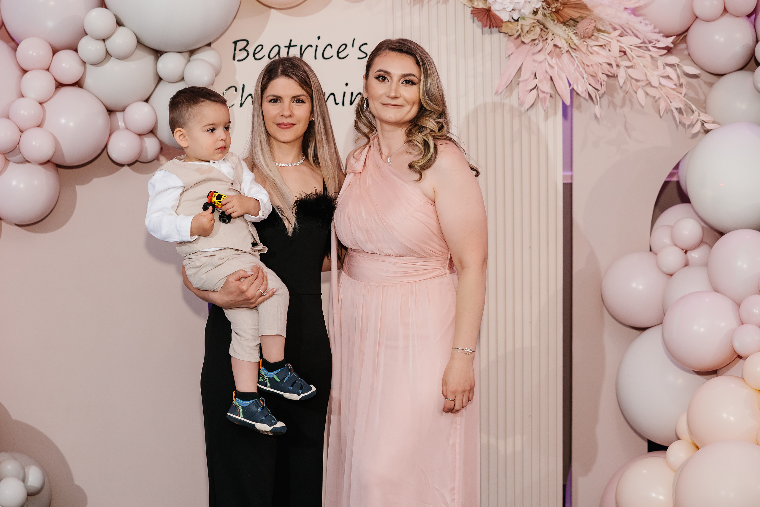 05.28.2023 Cumetria. Wedding family event photographer in Chicago Nick Yushevich