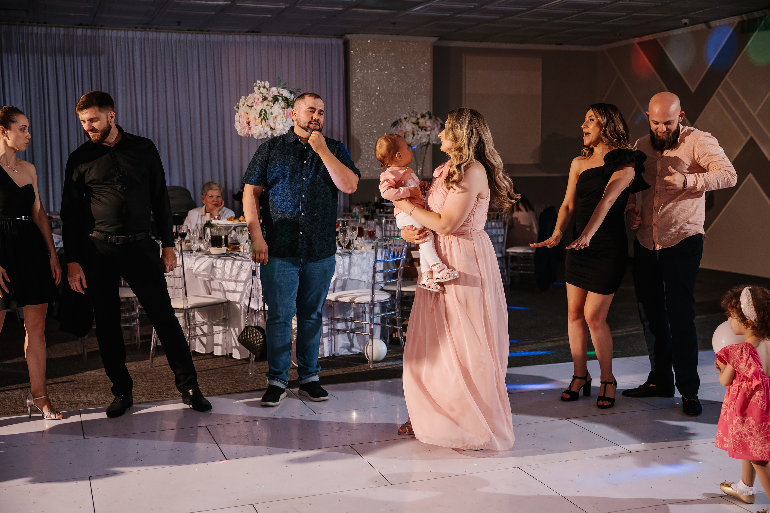 05.28.2023 Cumetria. Wedding family event photographer in Chicago Nick Yushevich