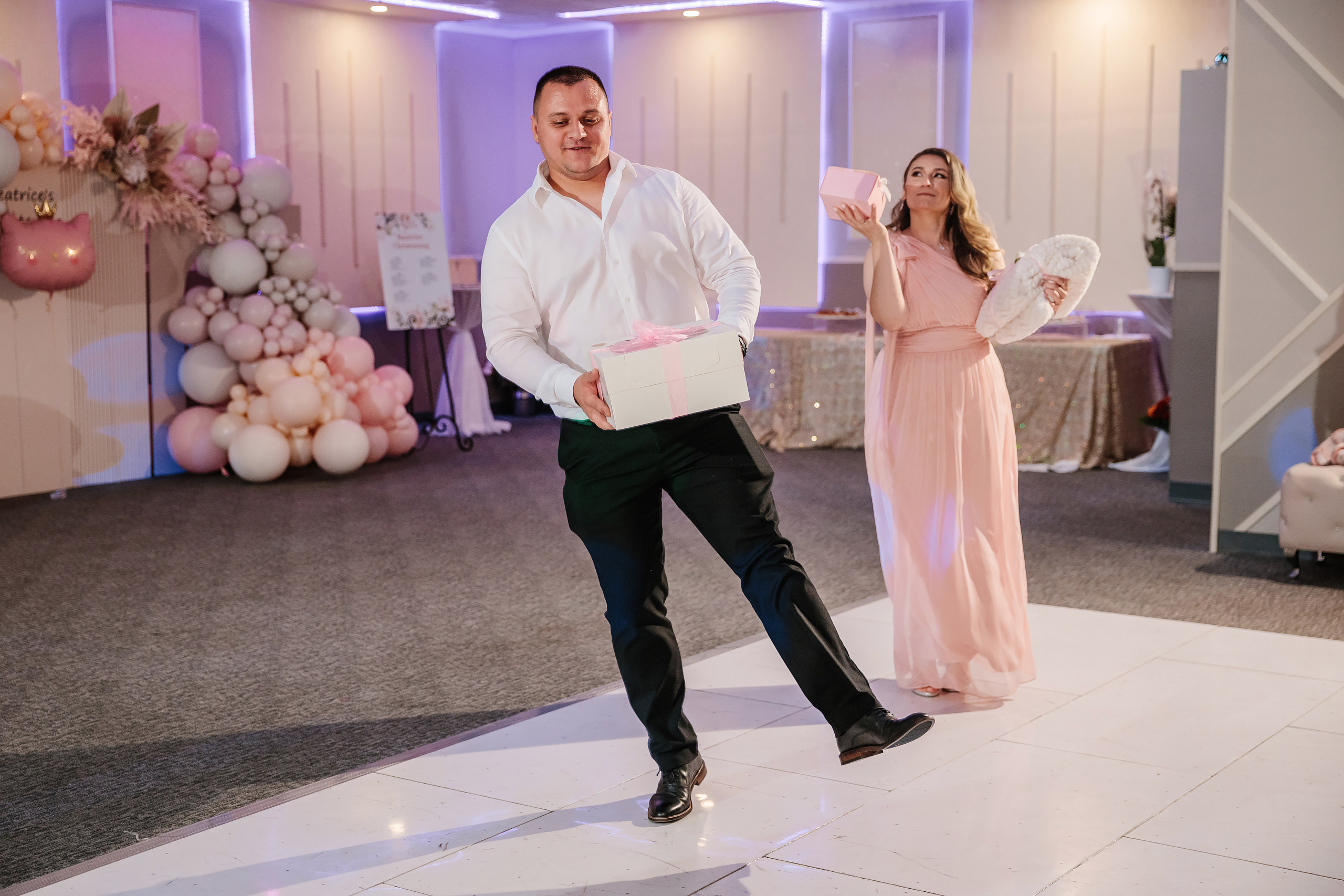 05.28.2023 Cumetria. Wedding family event photographer in Chicago Nick Yushevich