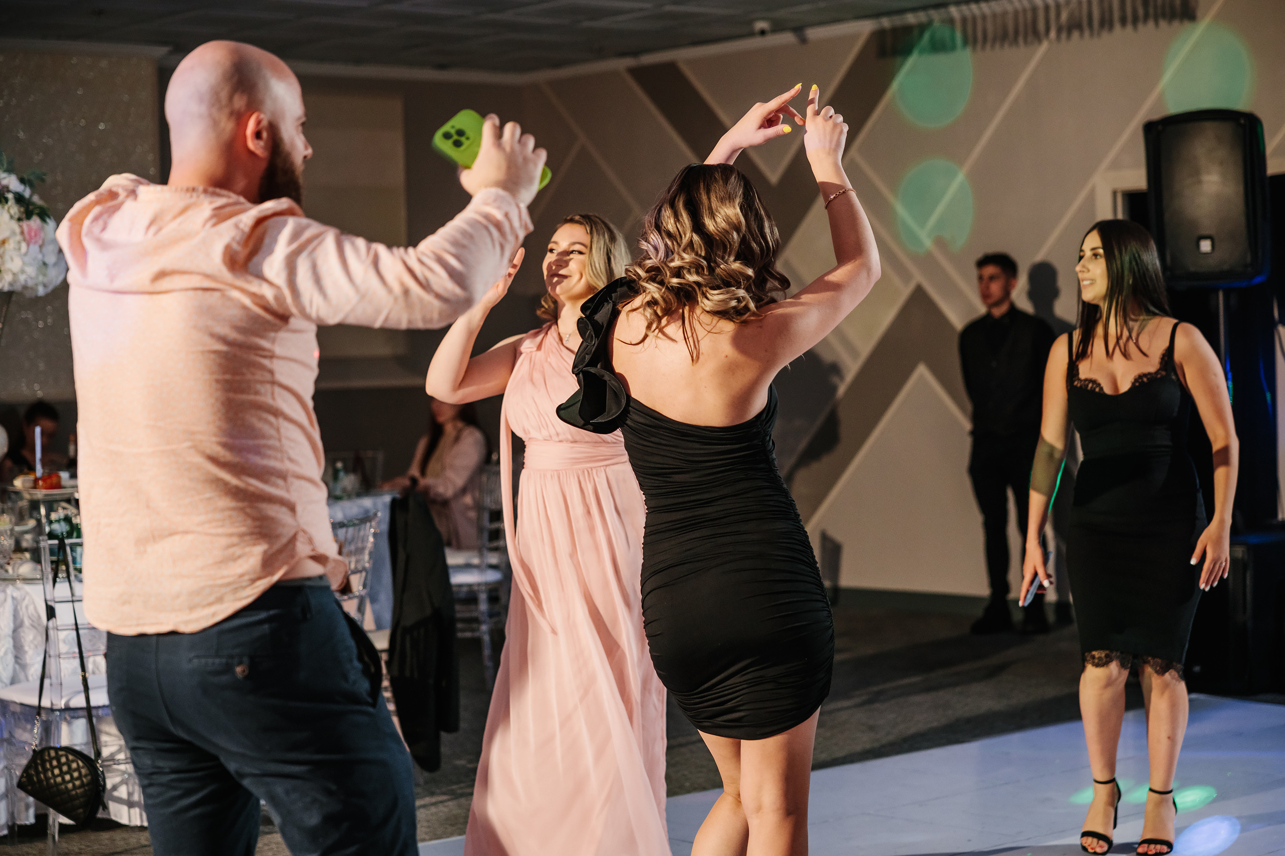 05.28.2023 Cumetria. Wedding family event photographer in Chicago Nick Yushevich