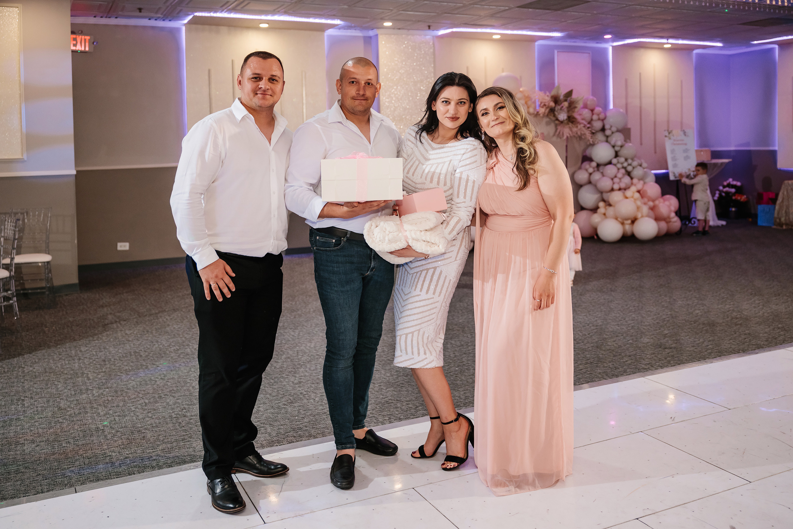 05.28.2023 Cumetria. Wedding family event photographer in Chicago Nick Yushevich