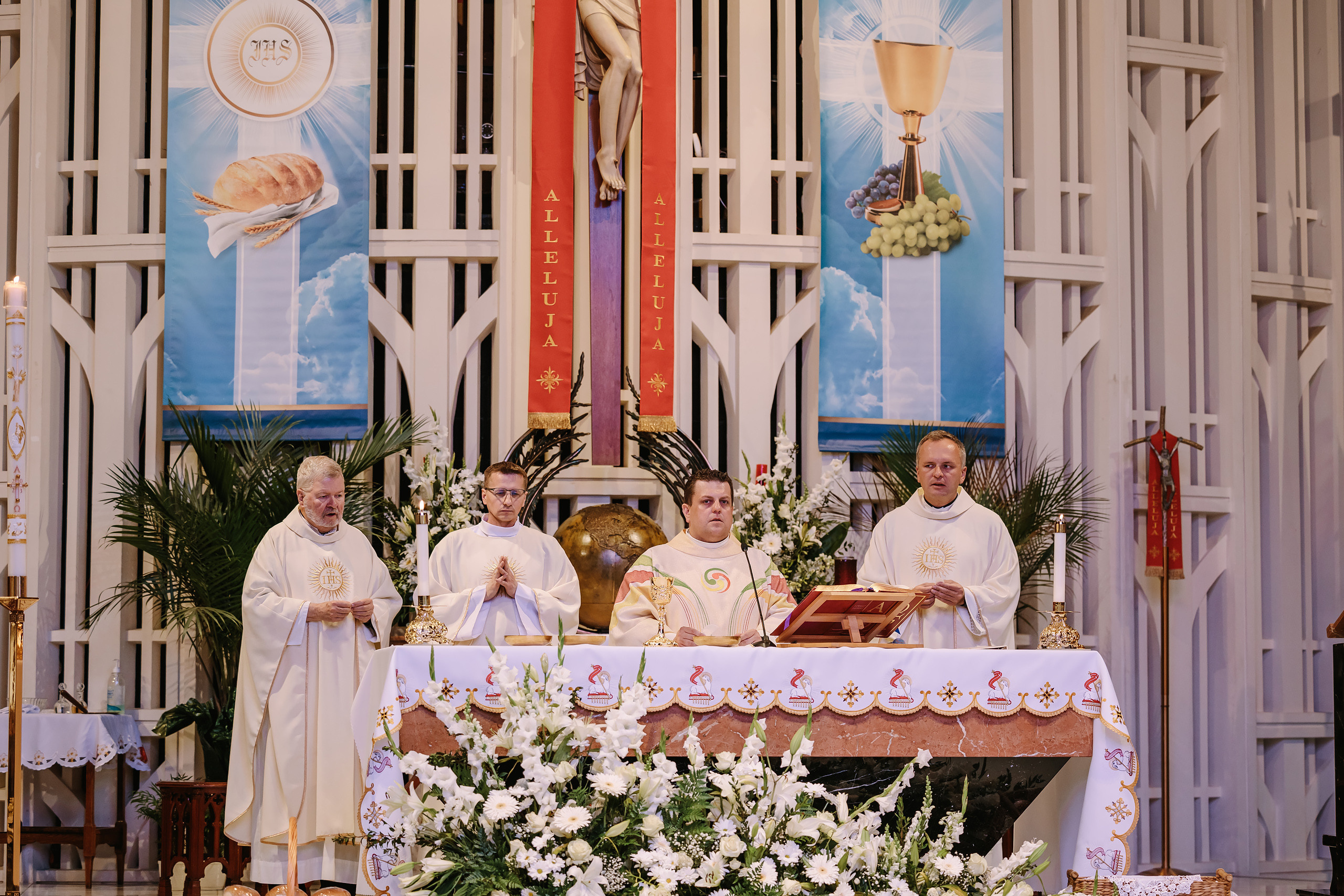 First Communion 05.06.2023. Wedding family event photographer in Chicago Nick Yushevich