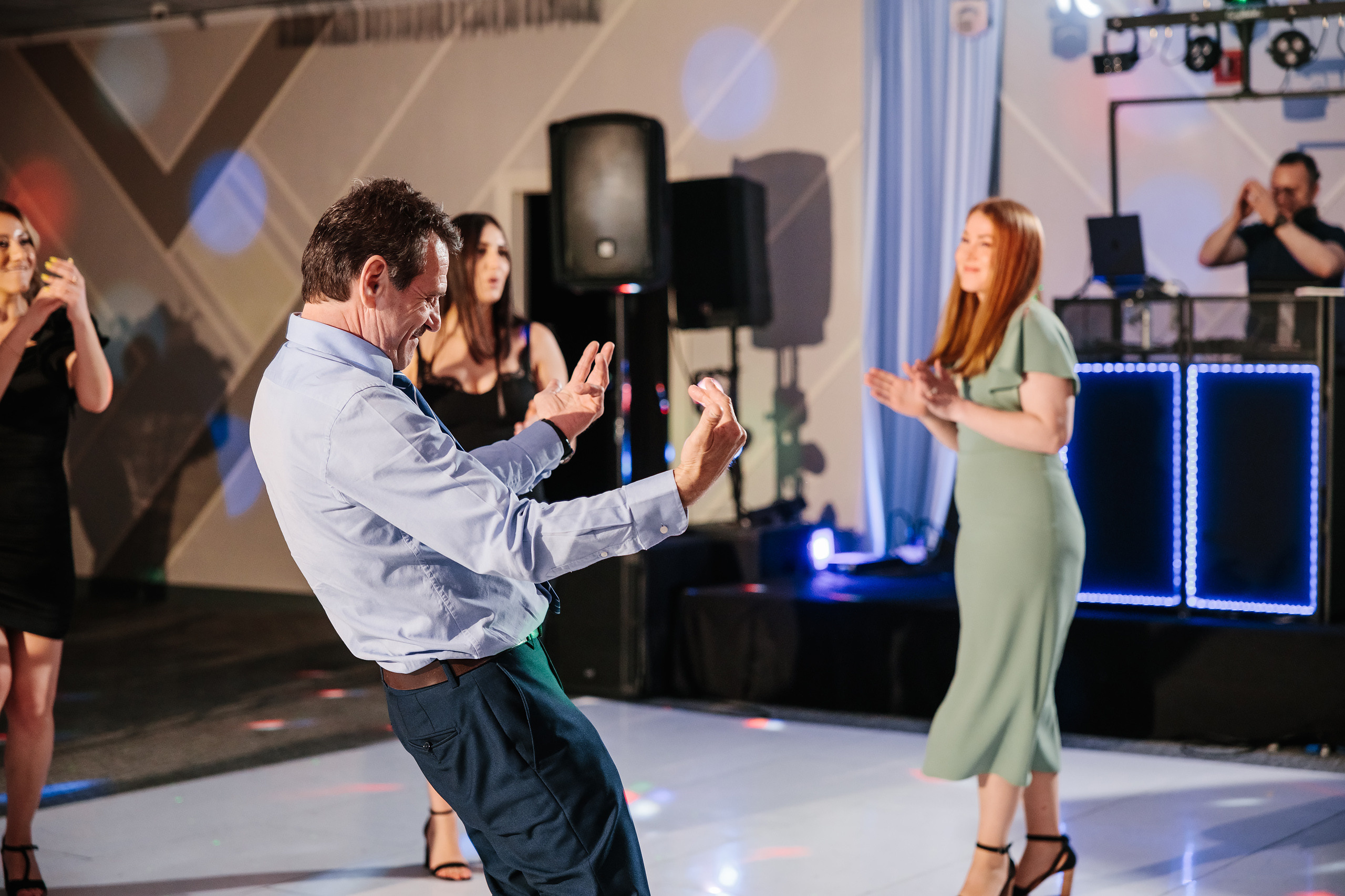 05.28.2023 Cumetria. Wedding family event photographer in Chicago Nick Yushevich