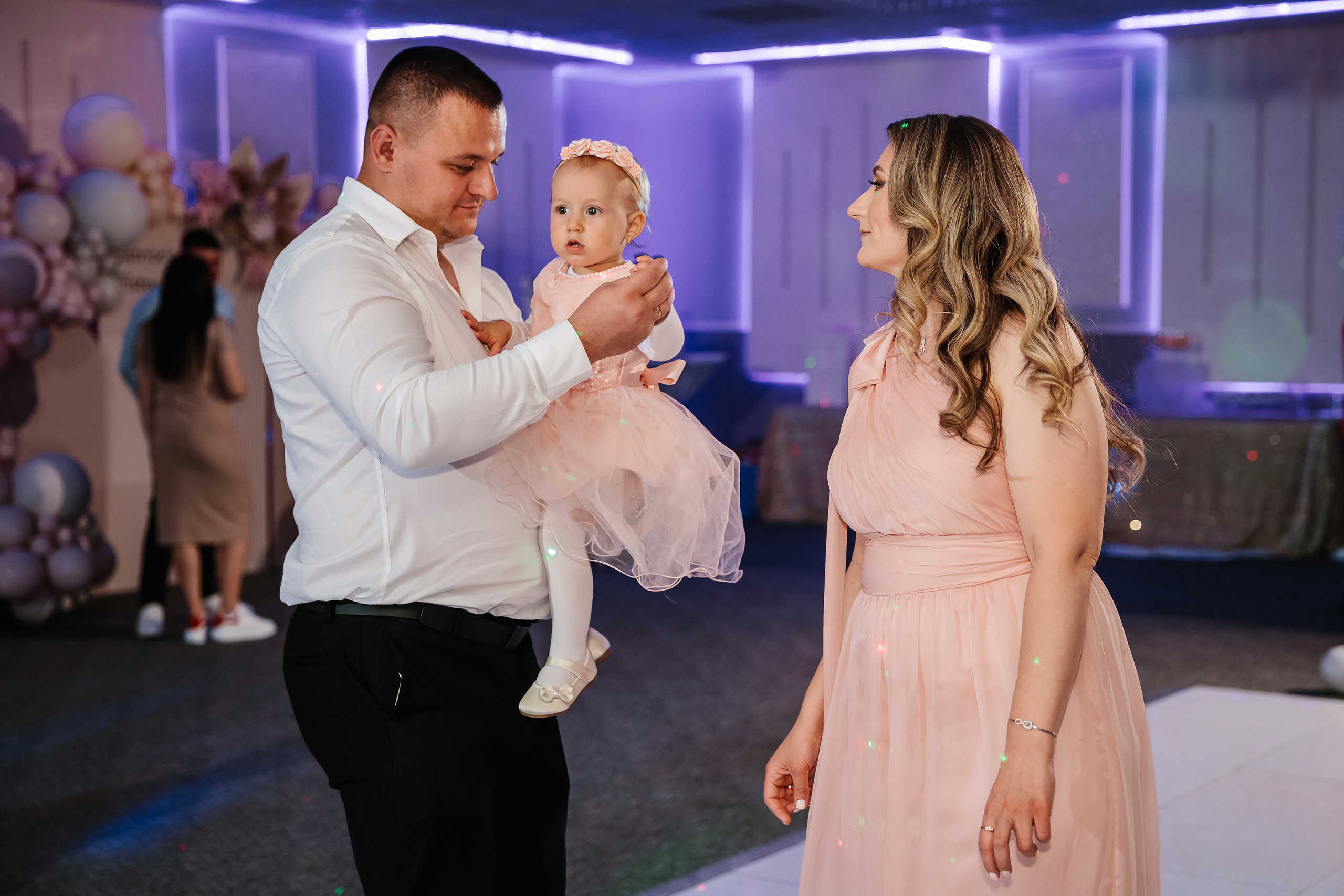 05.28.2023 Cumetria. Wedding family event photographer in Chicago Nick Yushevich