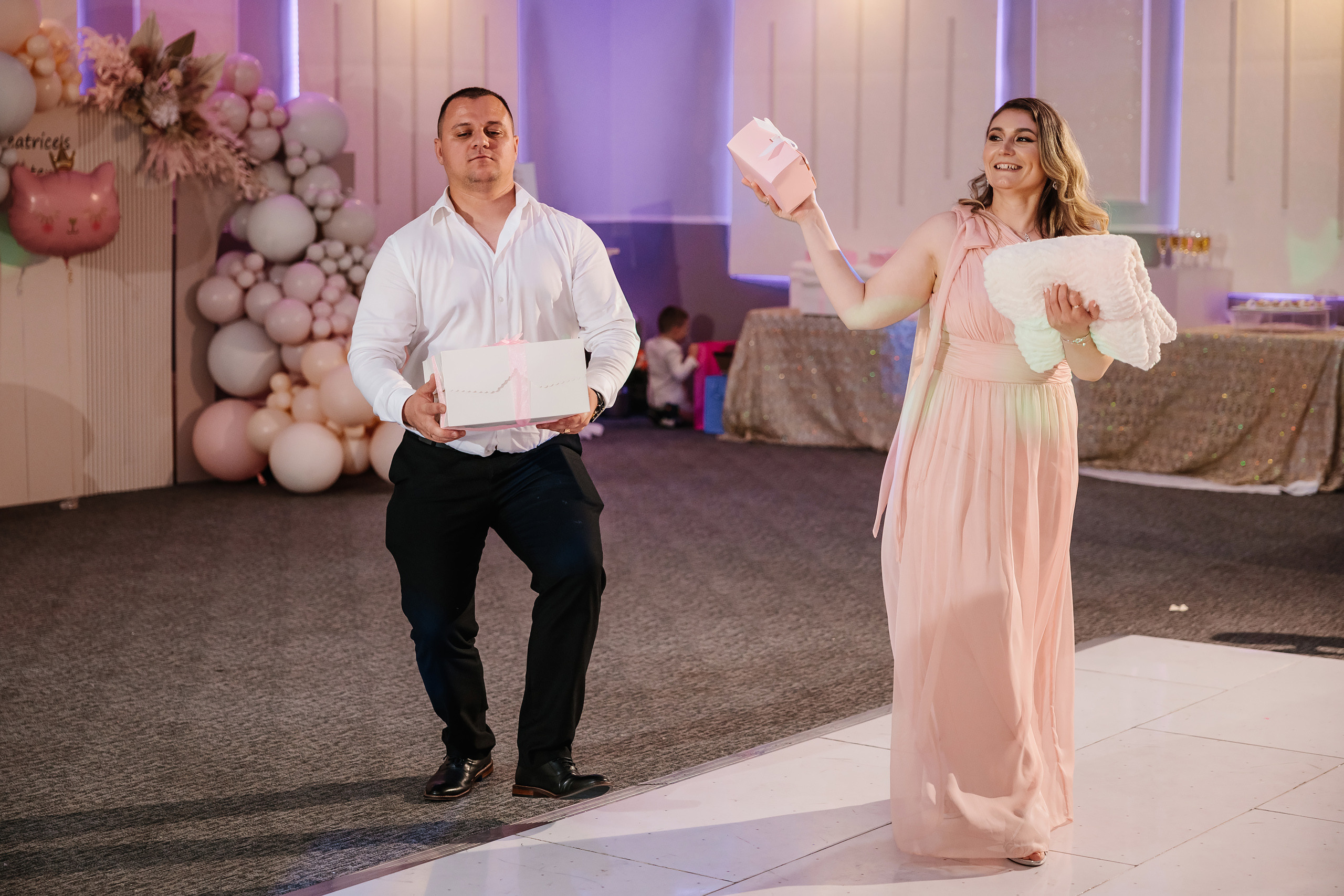 05.28.2023 Cumetria. Wedding family event photographer in Chicago Nick Yushevich