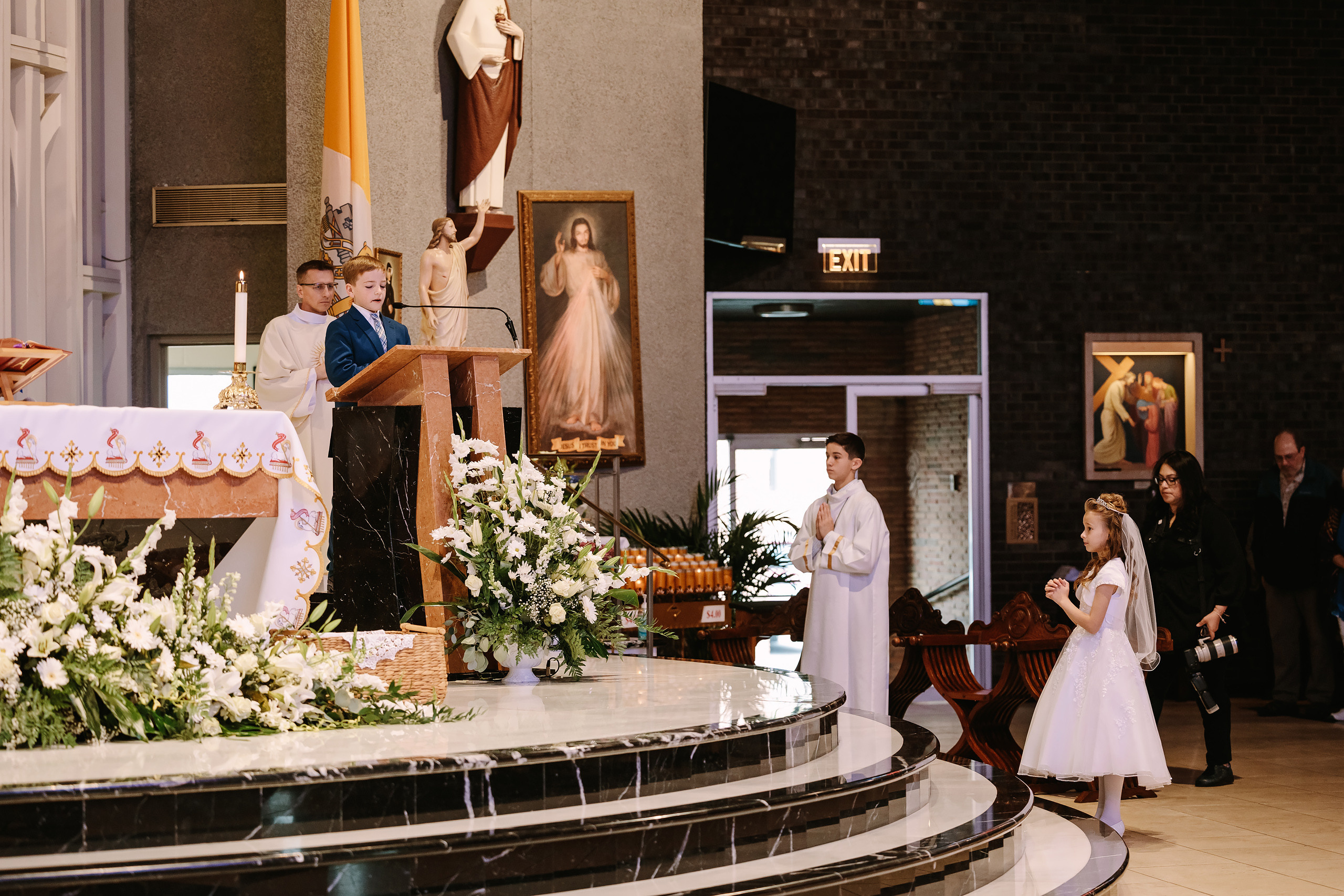 First Communion 05.06.2023. Wedding family event photographer in Chicago Nick Yushevich