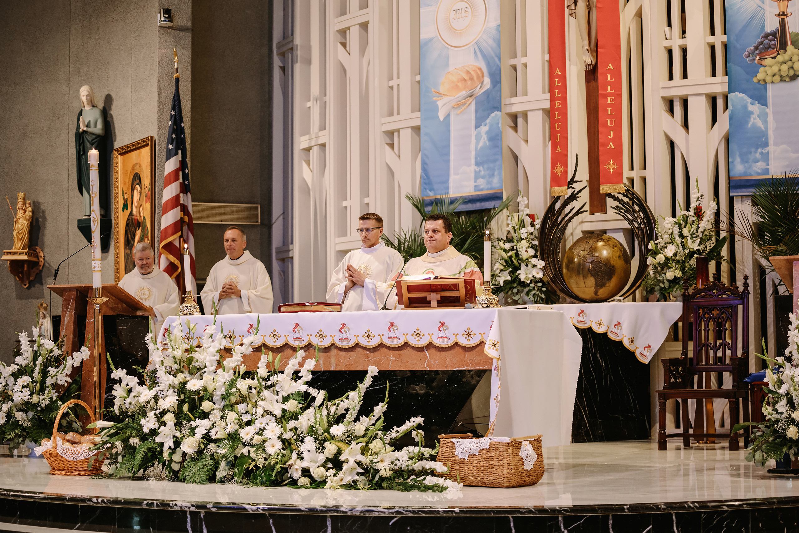 First Communion 05.06.2023. Wedding family event photographer in Chicago Nick Yushevich