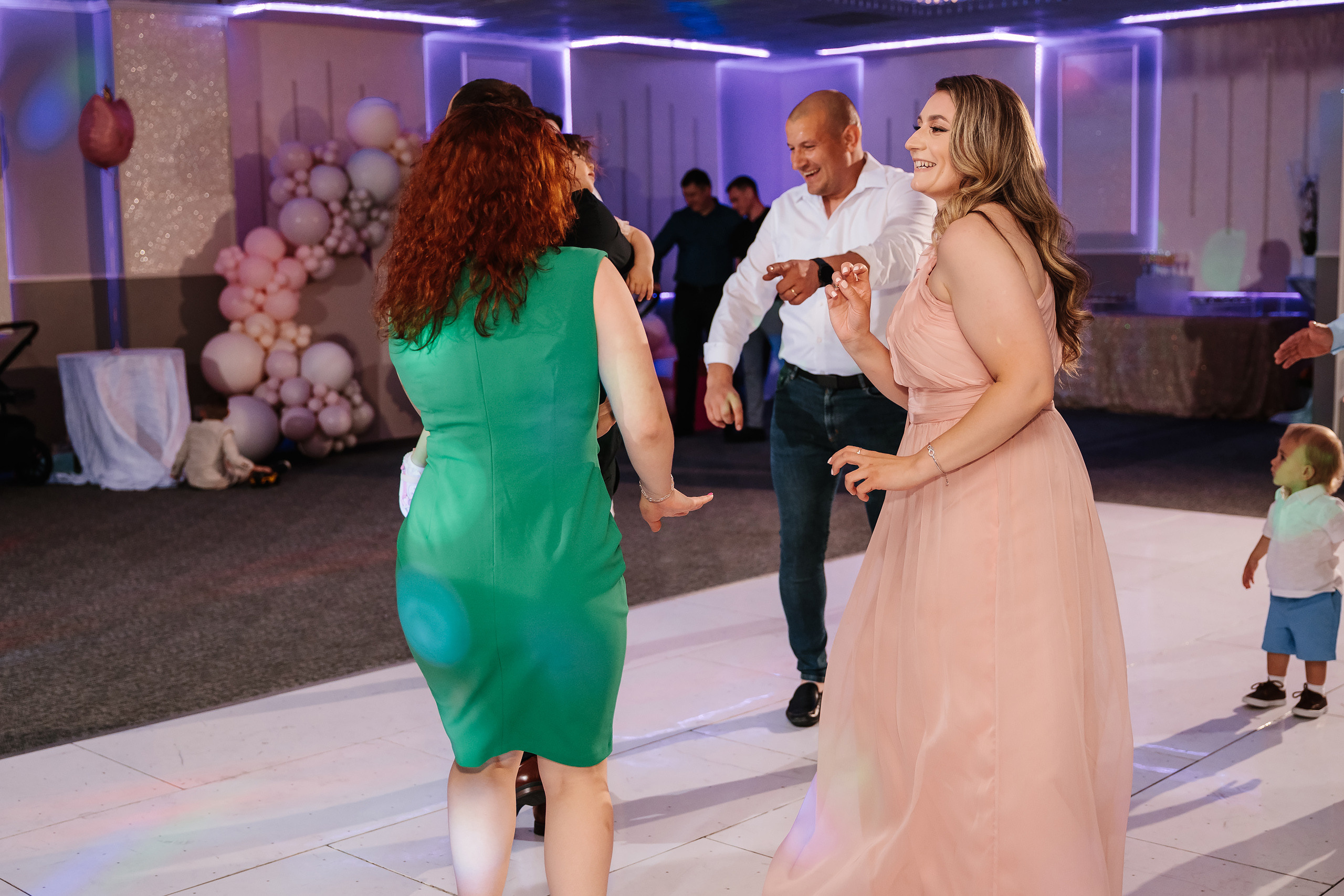 05.28.2023 Cumetria. Wedding family event photographer in Chicago Nick Yushevich