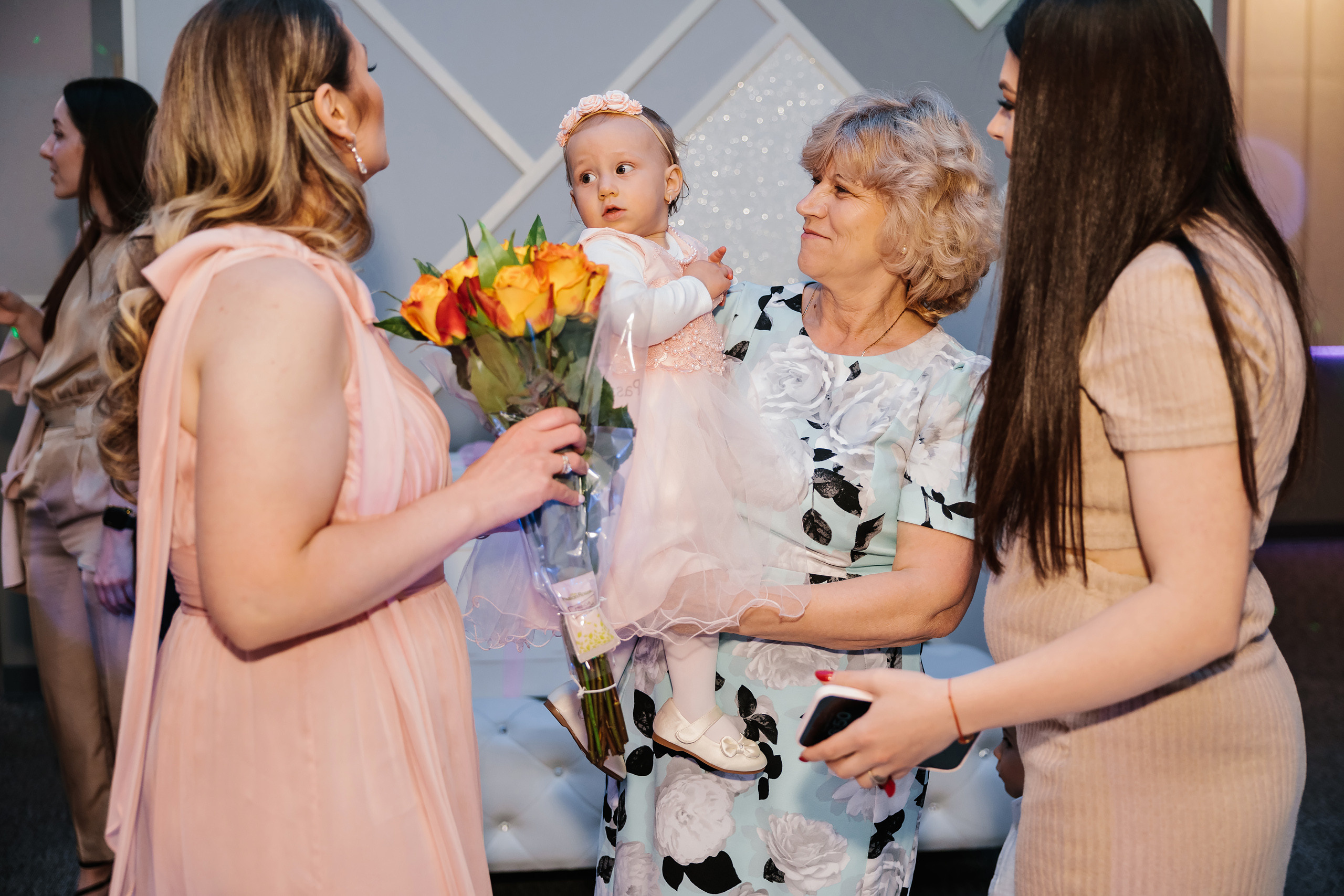 05.28.2023 Cumetria. Wedding family event photographer in Chicago Nick Yushevich