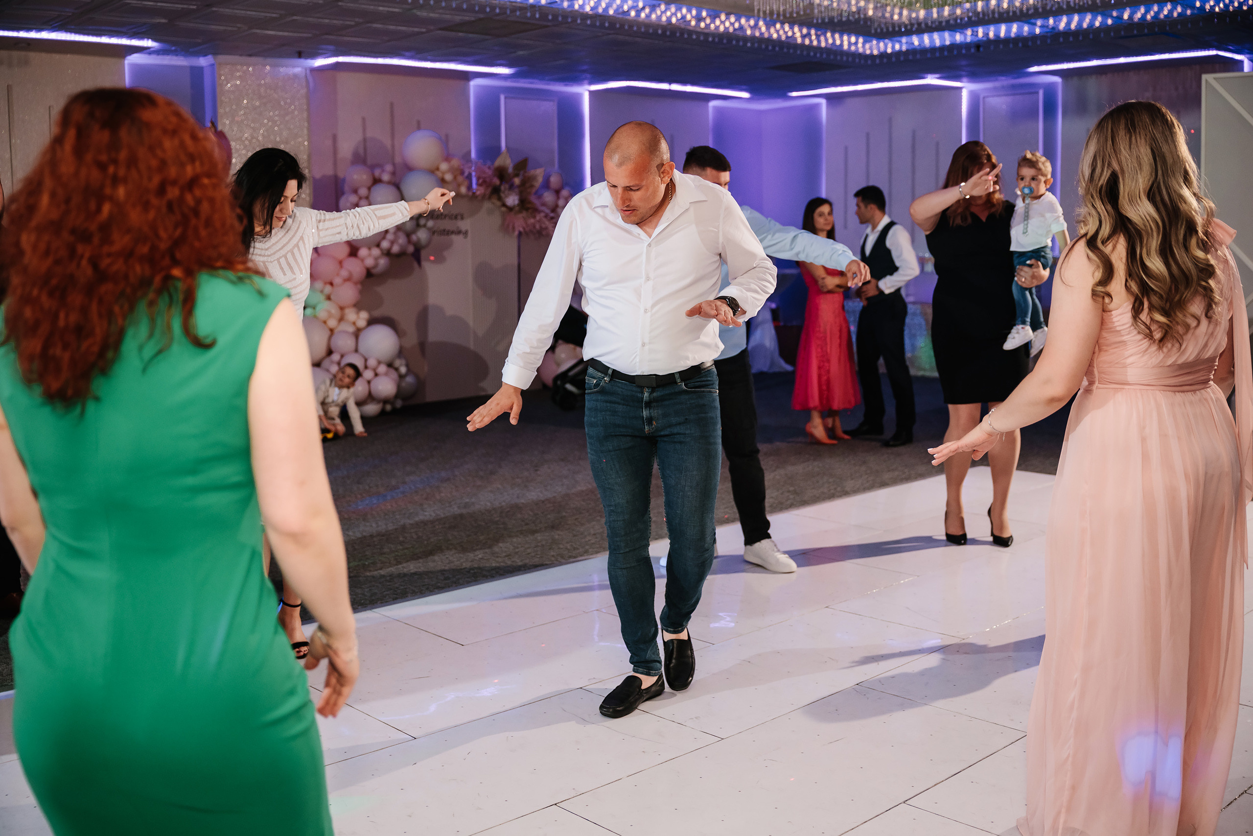 05.28.2023 Cumetria. Wedding family event photographer in Chicago Nick Yushevich