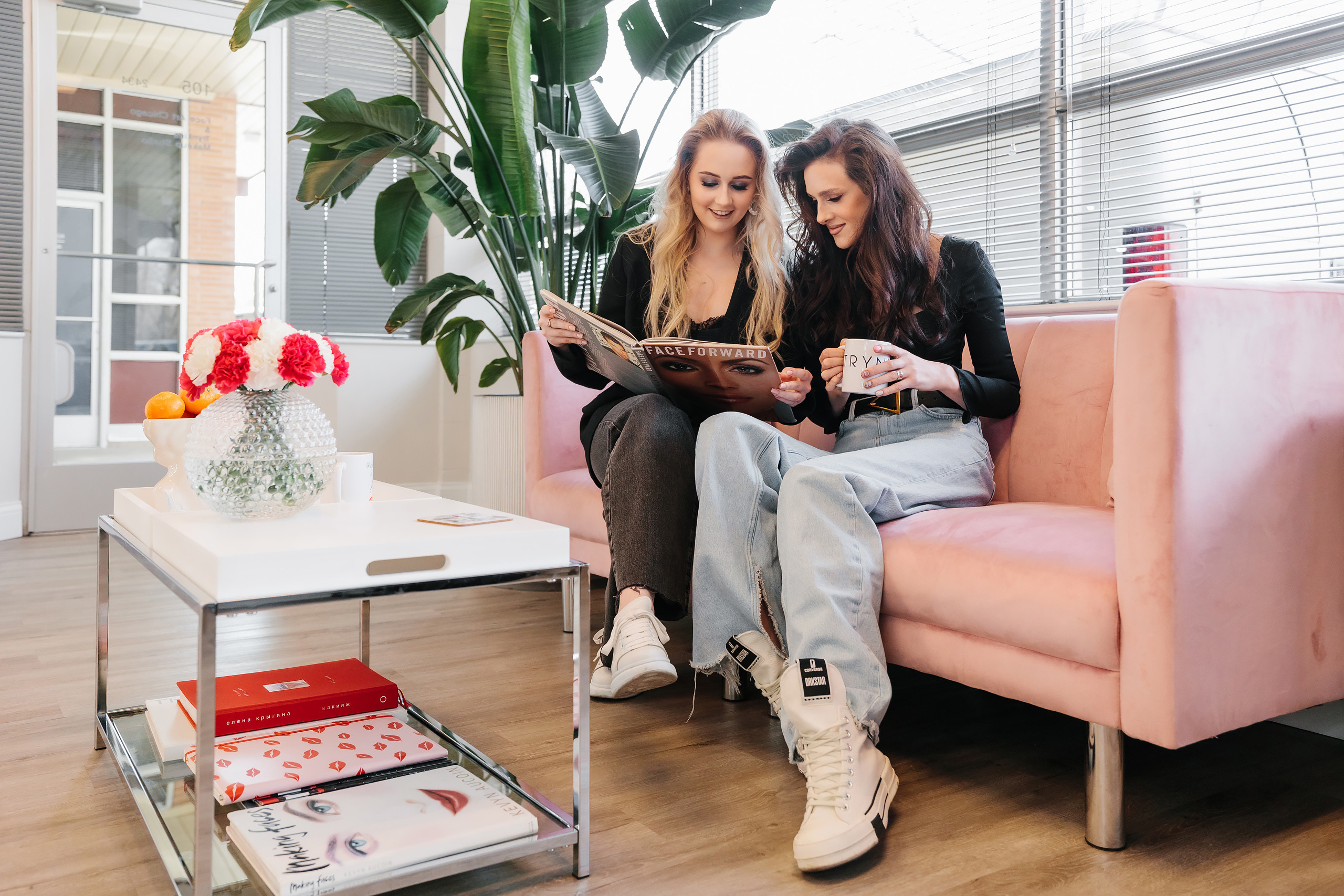 Trynkina Makeup 04.11.2023. Wedding family event photographer in Chicago Nick Yushevich