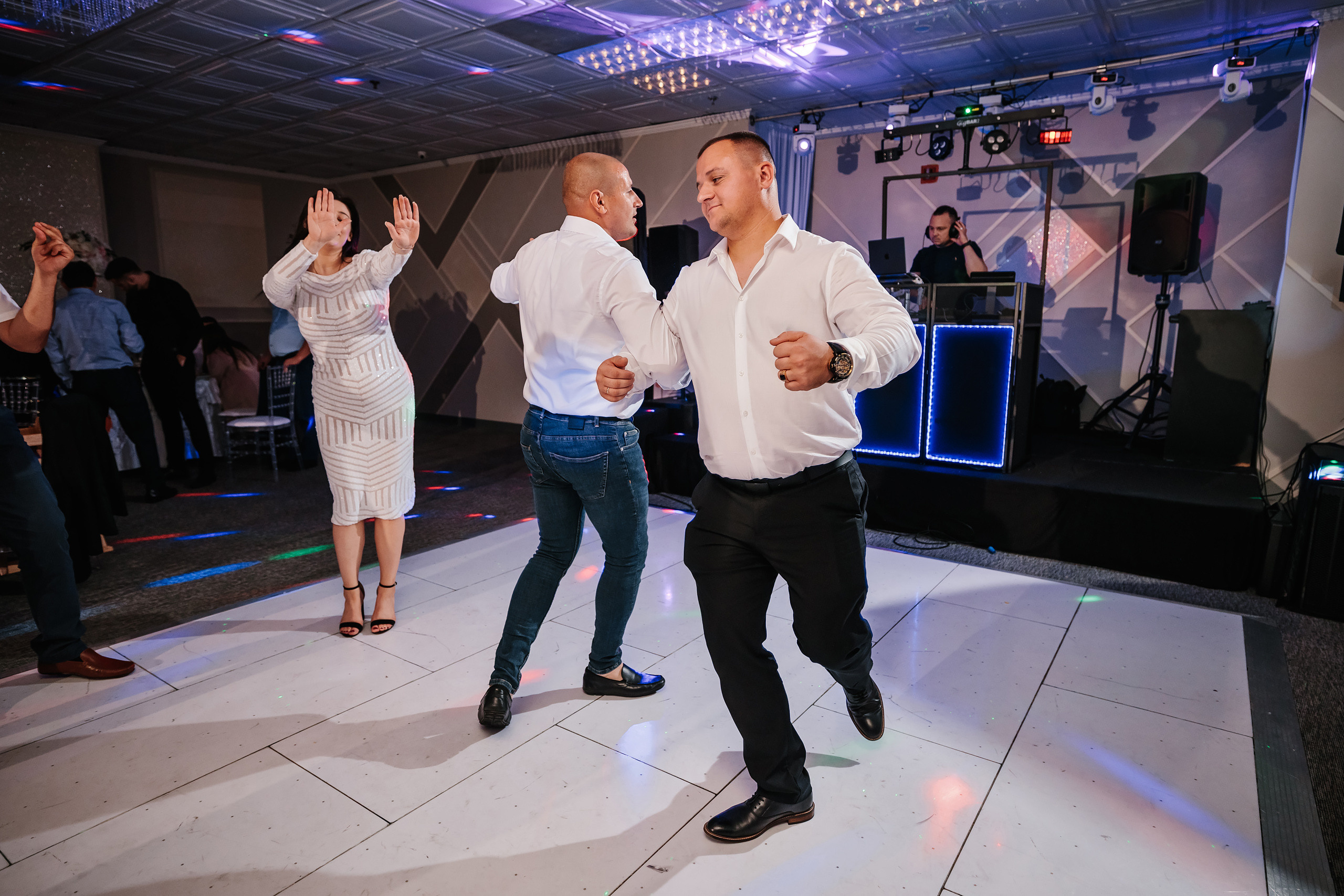 05.28.2023 Cumetria. Wedding family event photographer in Chicago Nick Yushevich