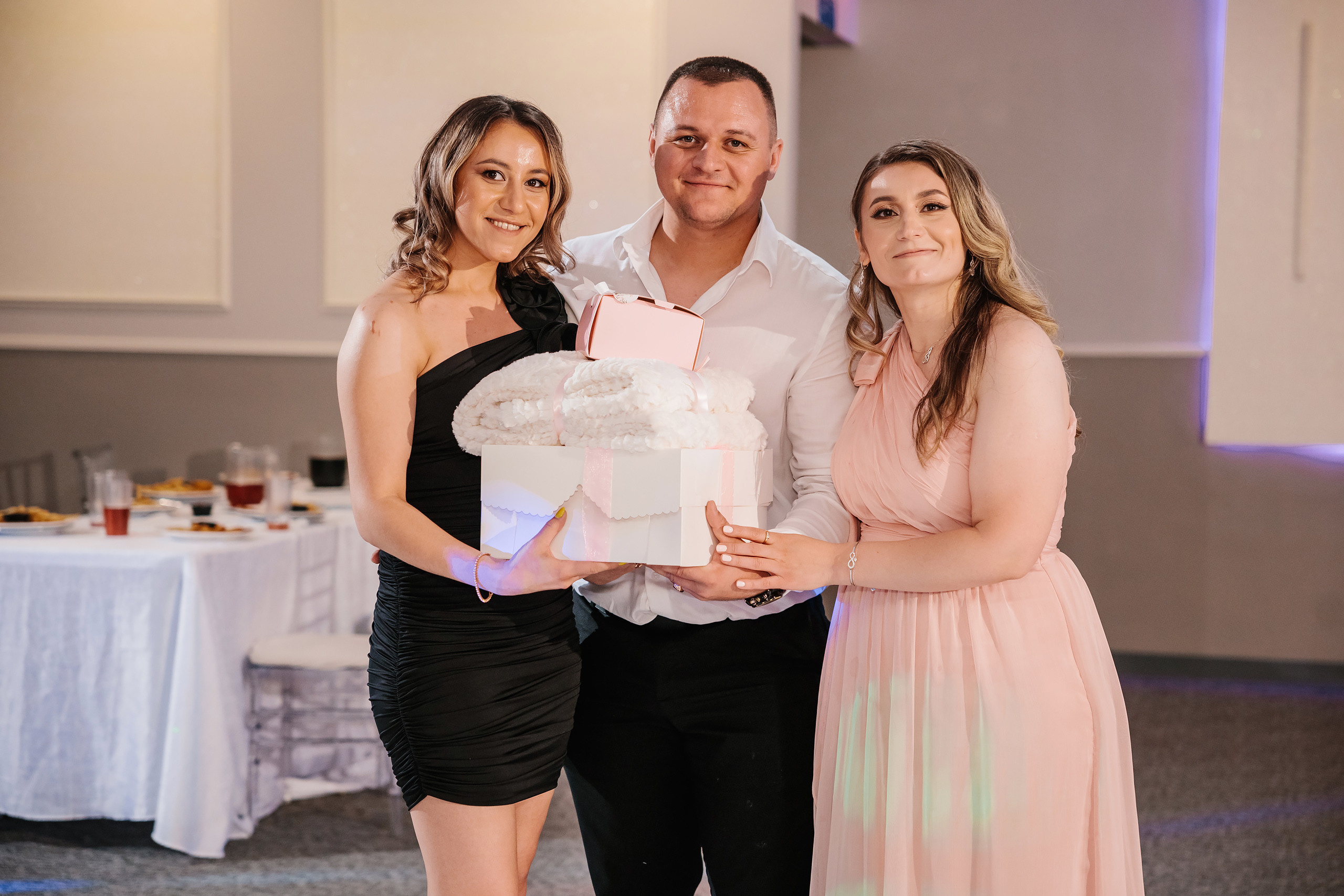 05.28.2023 Cumetria. Wedding family event photographer in Chicago Nick Yushevich