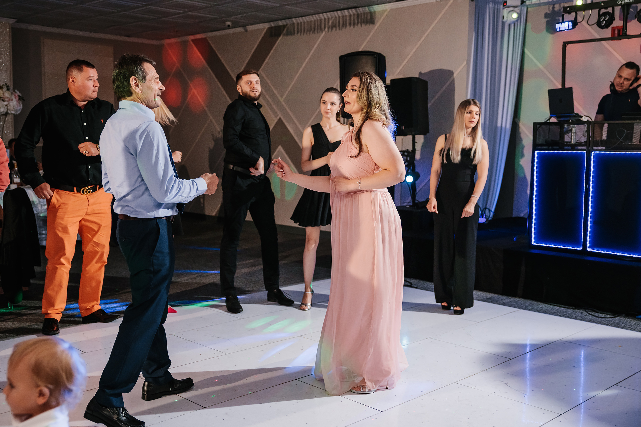 05.28.2023 Cumetria. Wedding family event photographer in Chicago Nick Yushevich