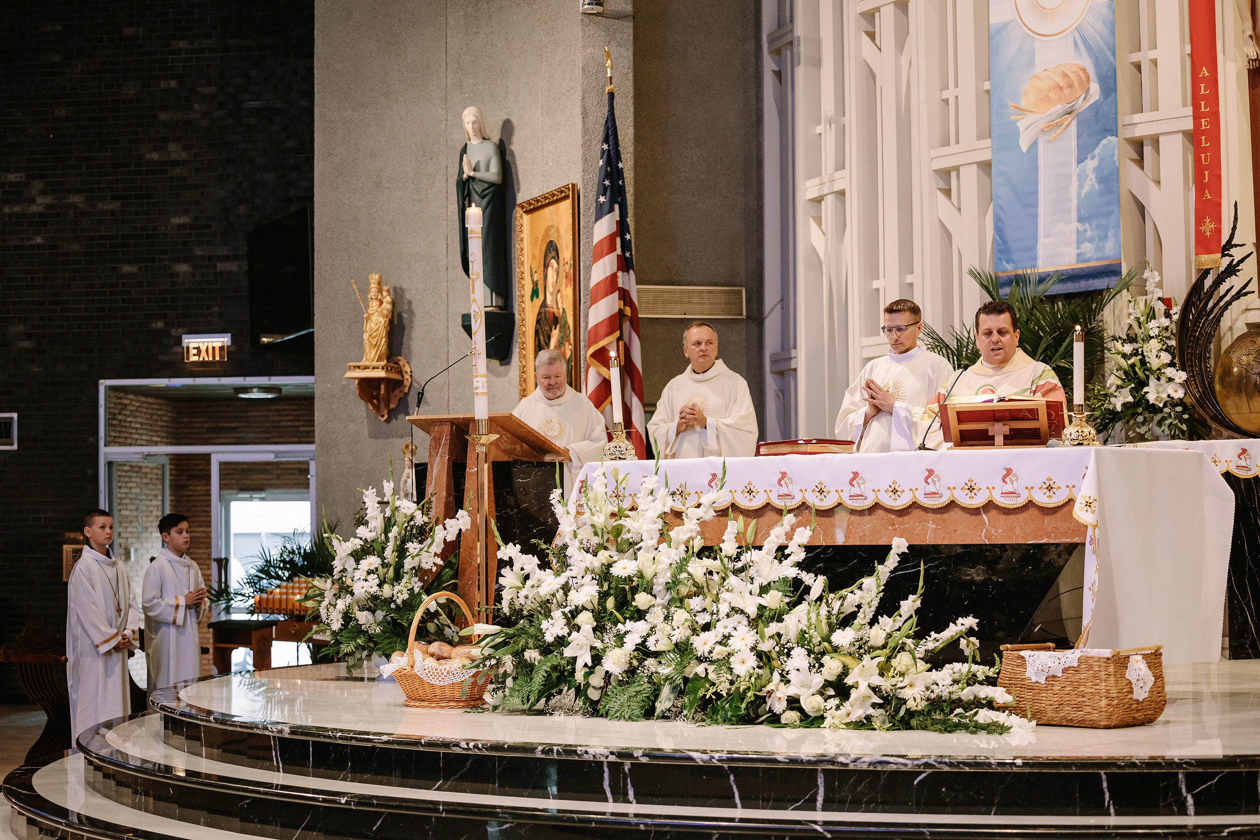 First Communion 05.06.2023. Wedding family event photographer in Chicago Nick Yushevich