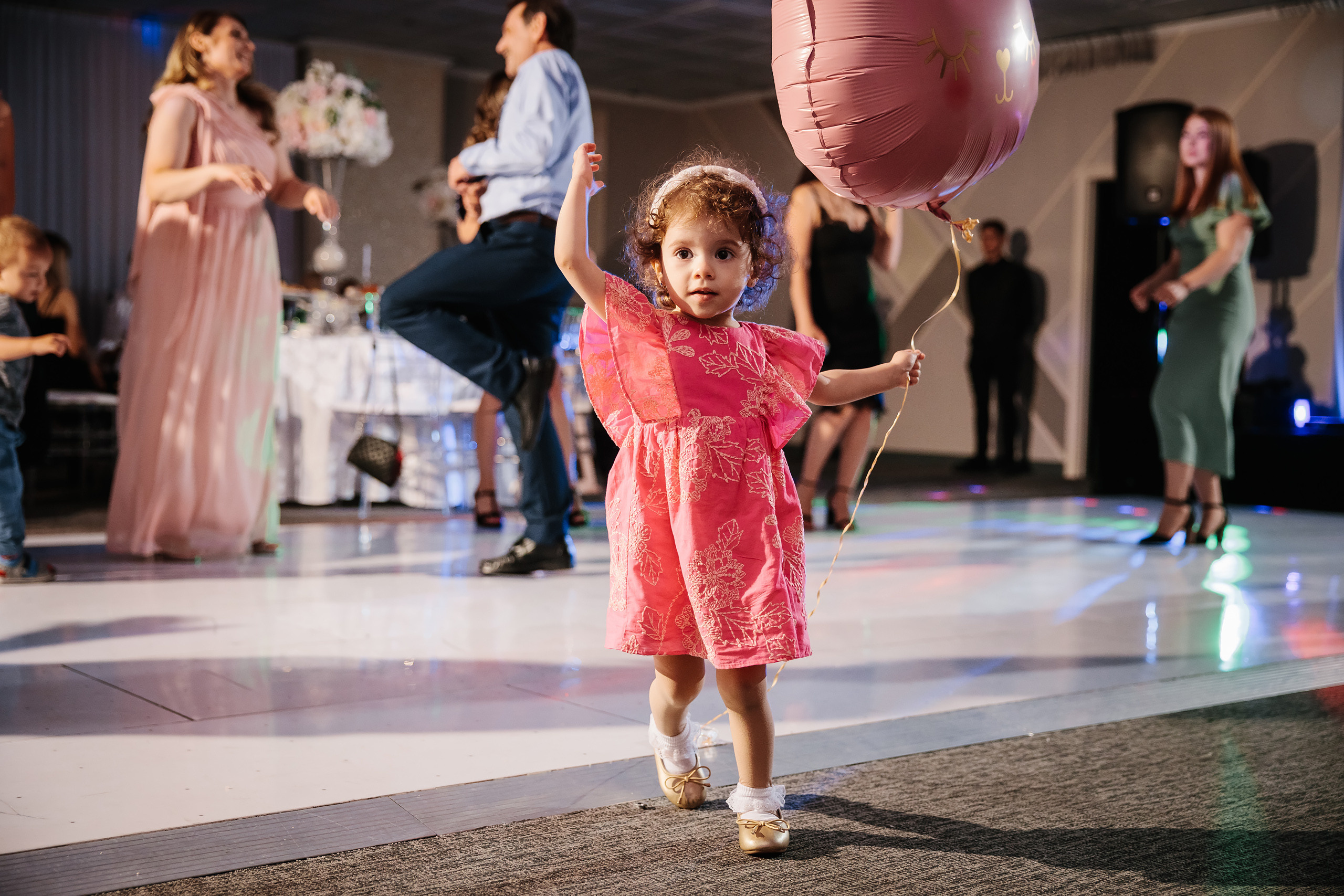 05.28.2023 Cumetria. Wedding family event photographer in Chicago Nick Yushevich