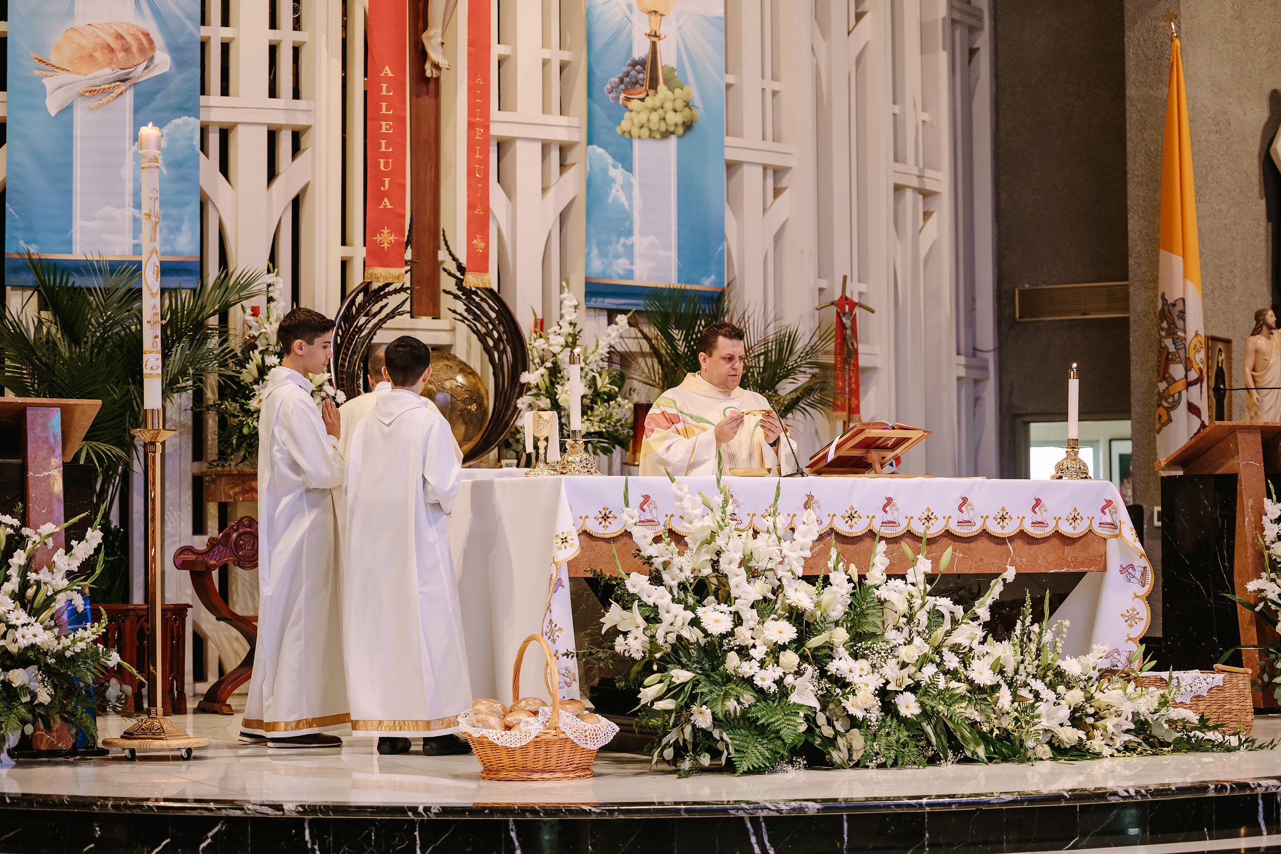 First Communion 05.06.2023. Wedding family event photographer in Chicago Nick Yushevich