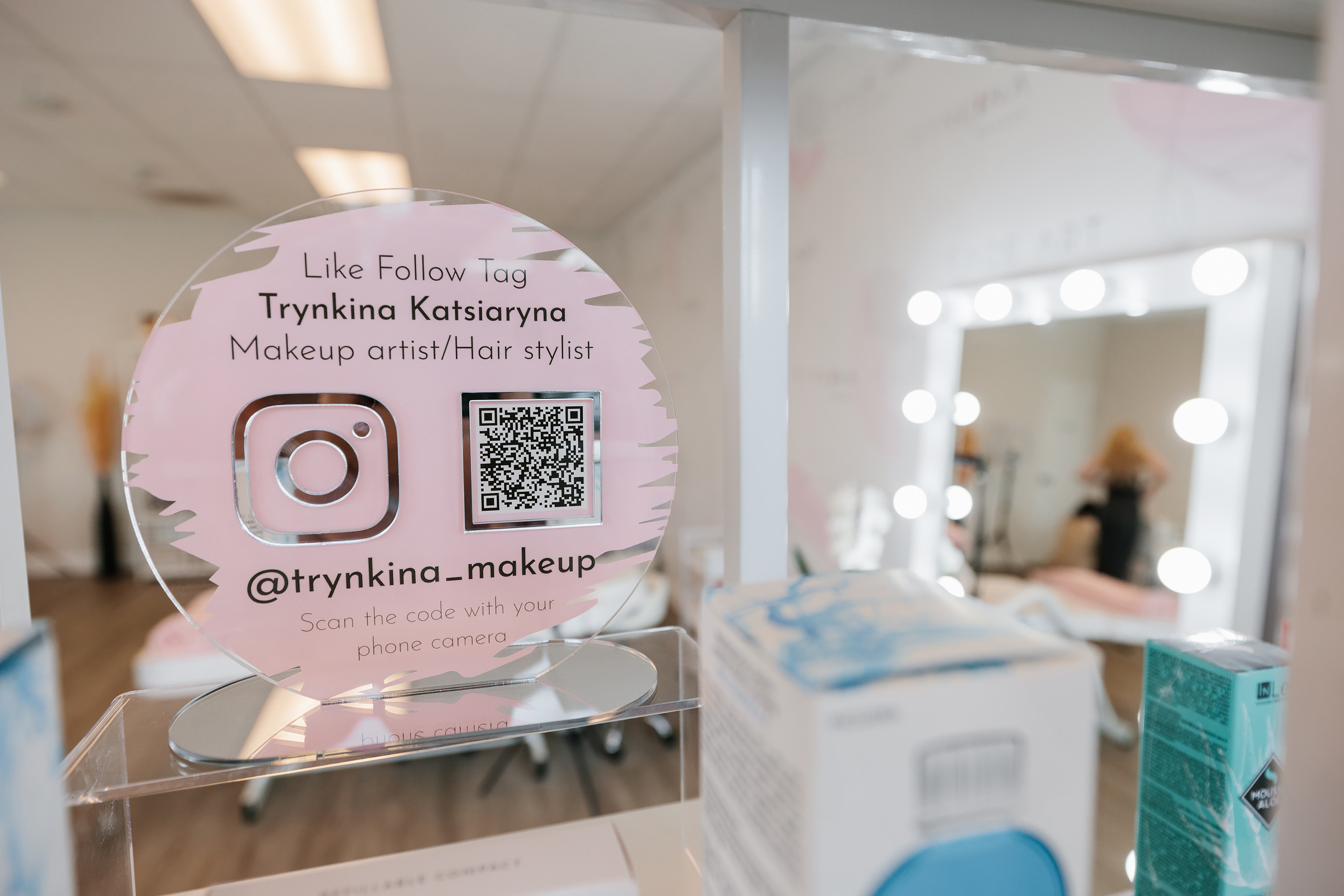 Trynkina Makeup 04.11.2023. Wedding family event photographer in Chicago Nick Yushevich