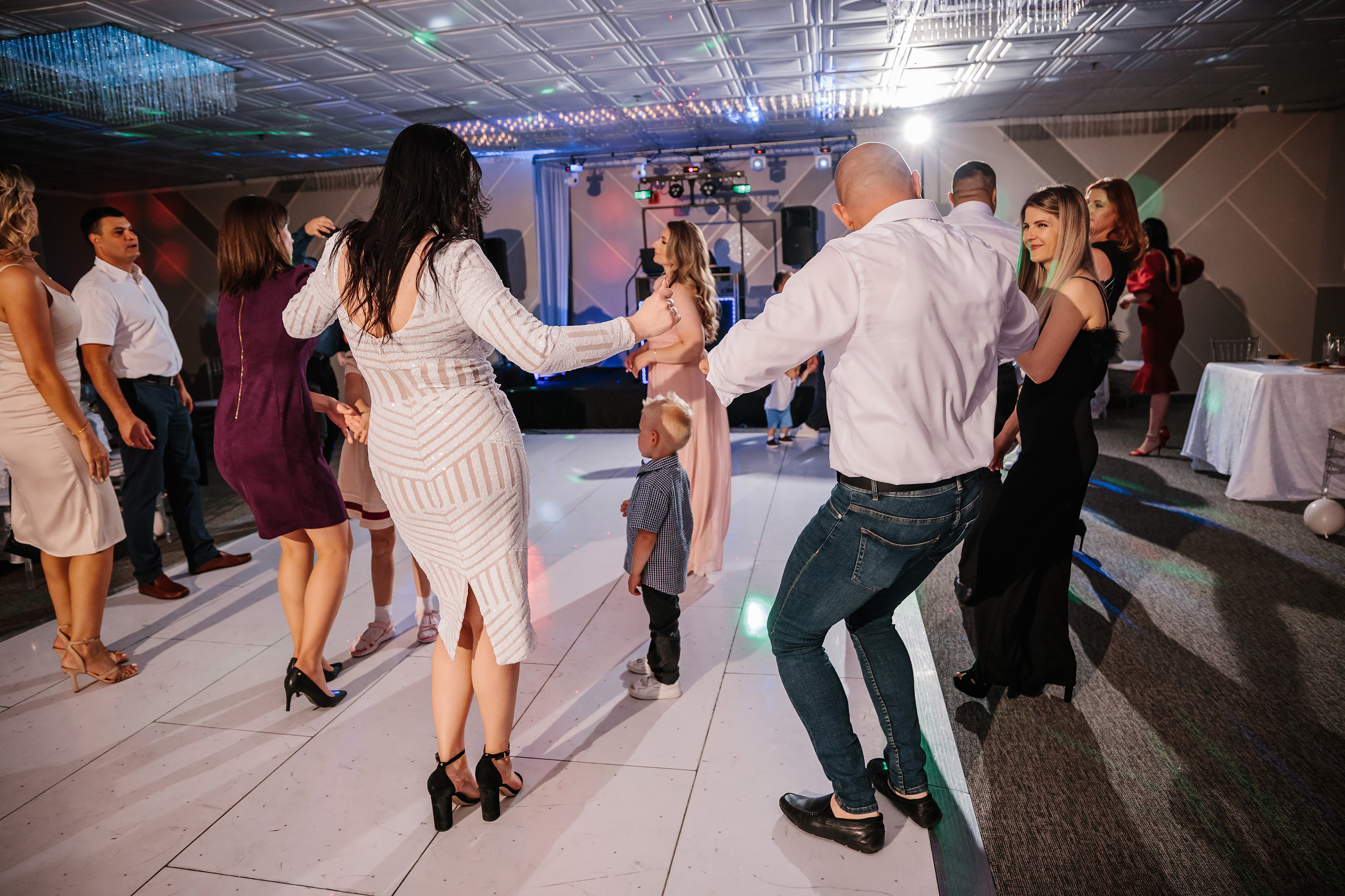 05.28.2023 Cumetria. Wedding family event photographer in Chicago Nick Yushevich