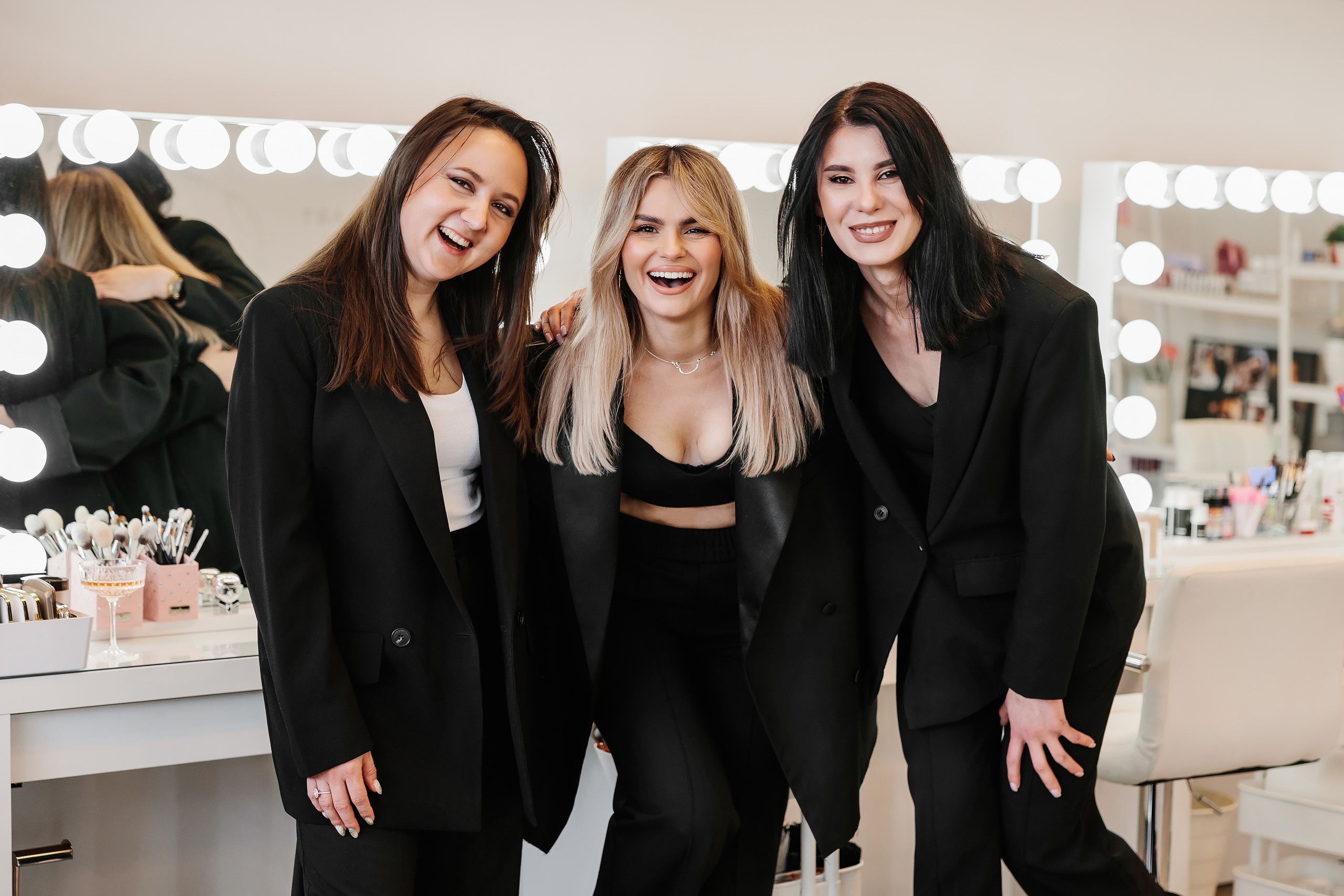 Trynkina Makeup 04.11.2023. Wedding family event photographer in Chicago Nick Yushevich