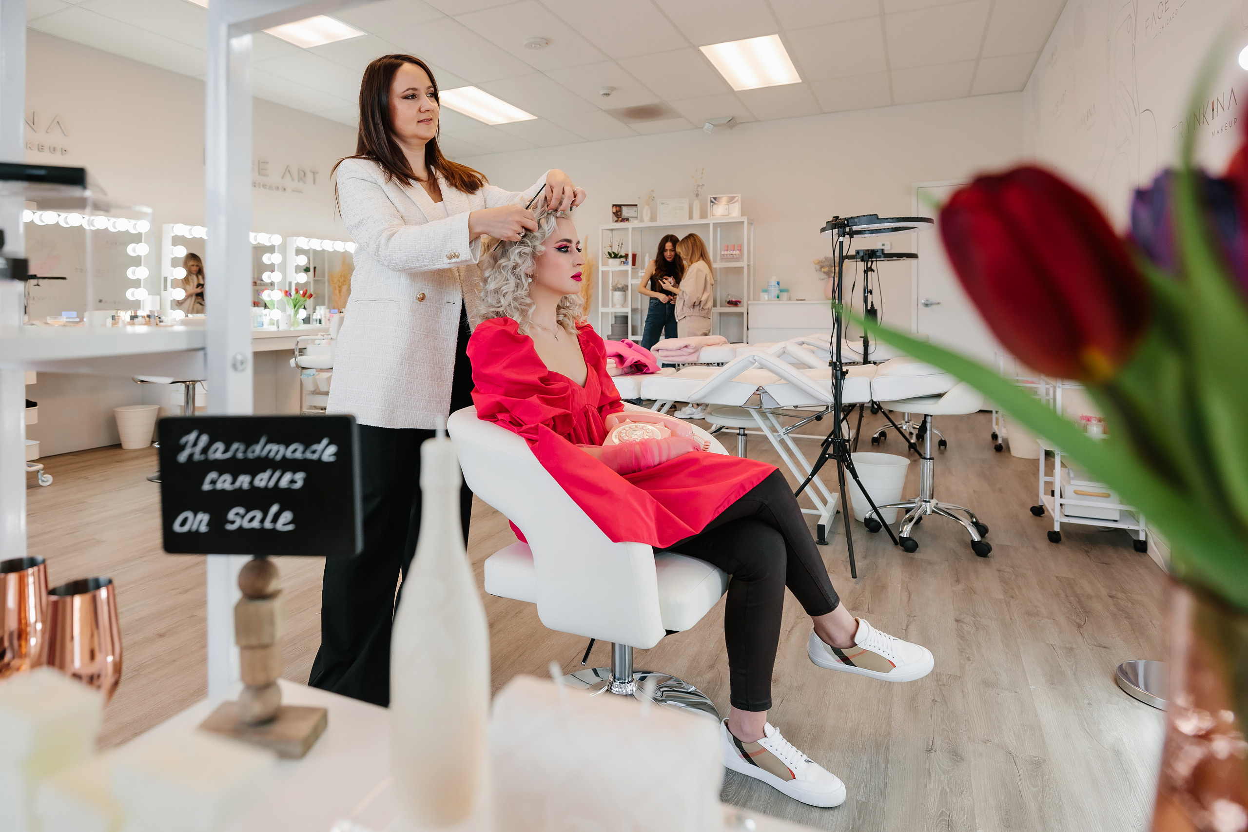 Trynkina Makeup 04.11.2023. Wedding family event photographer in Chicago Nick Yushevich