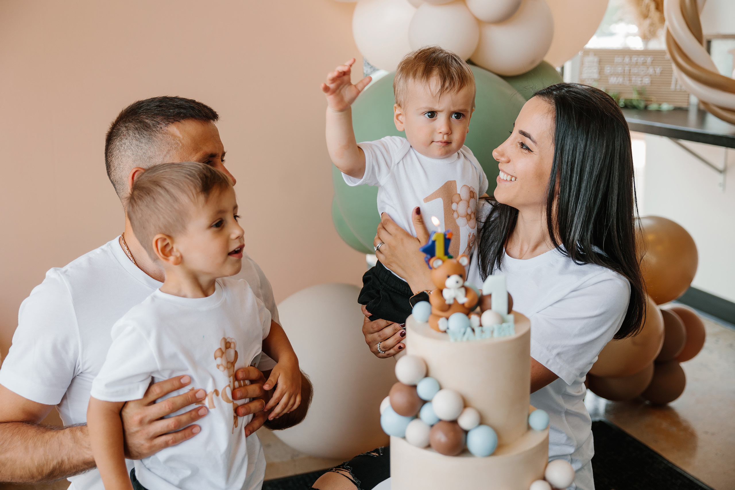 06.10.2023 First birthday. Wedding family event photographer in Chicago Nick Yushevich