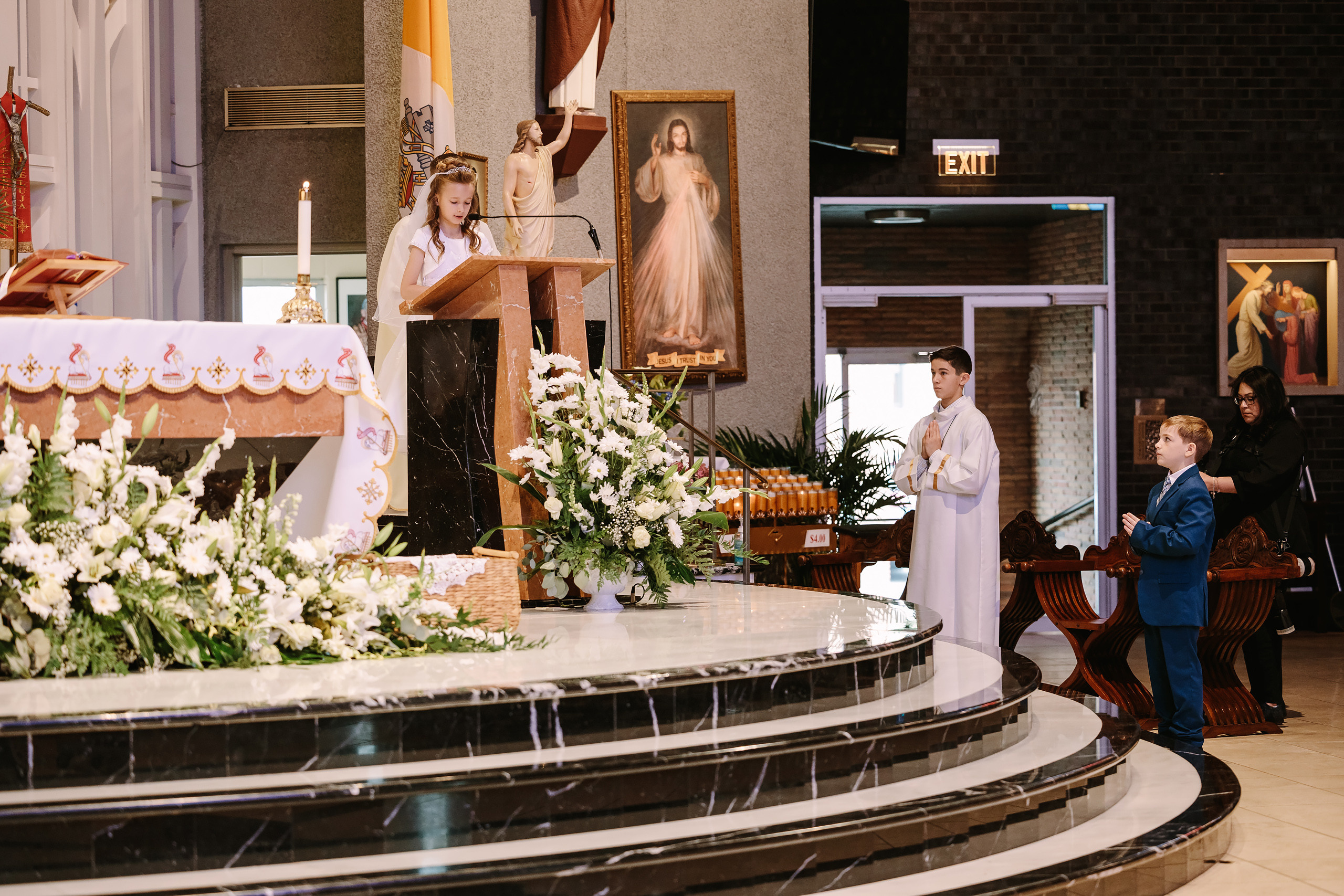 First Communion 05.06.2023. Wedding family event photographer in Chicago Nick Yushevich