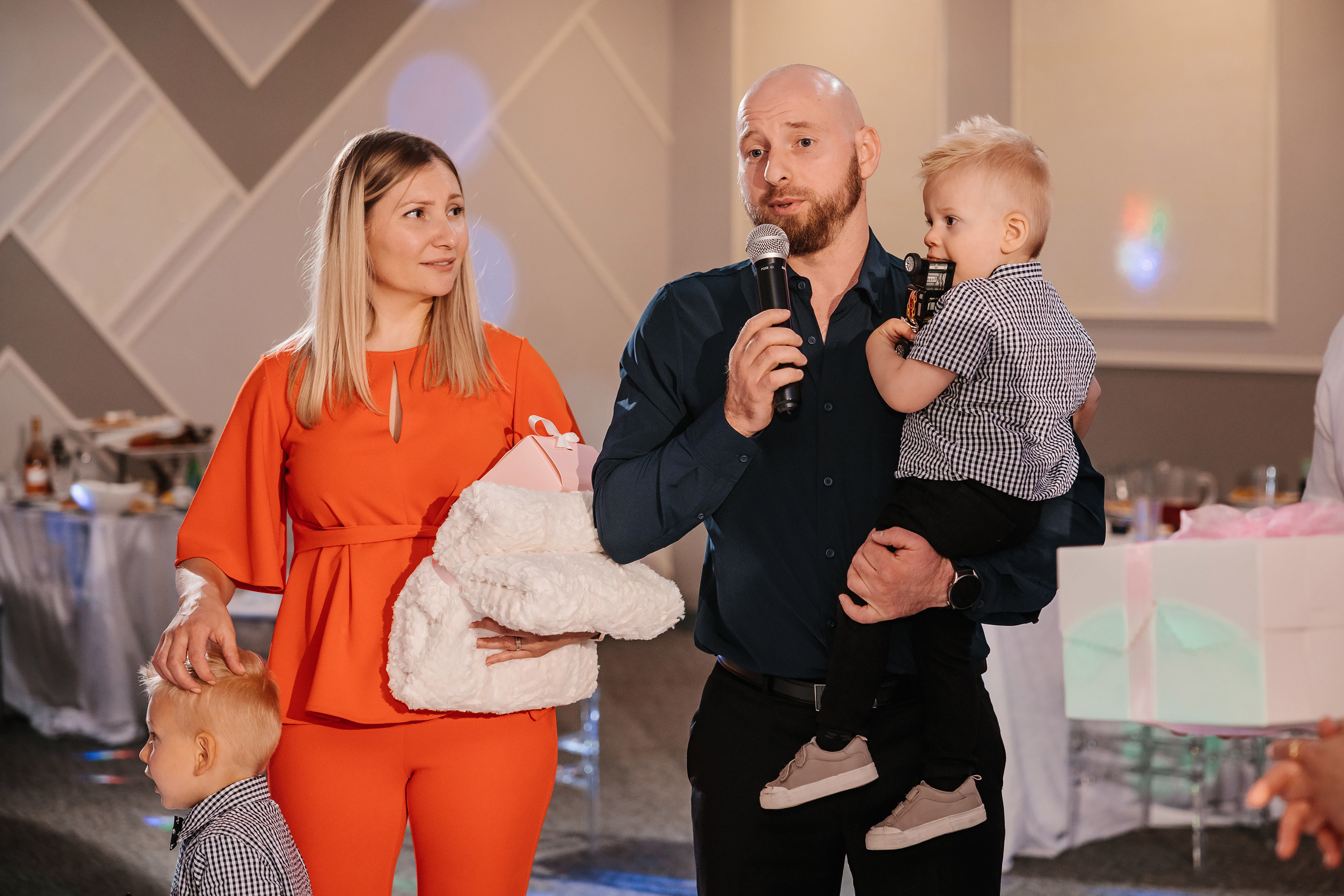 05.28.2023 Cumetria. Wedding family event photographer in Chicago Nick Yushevich