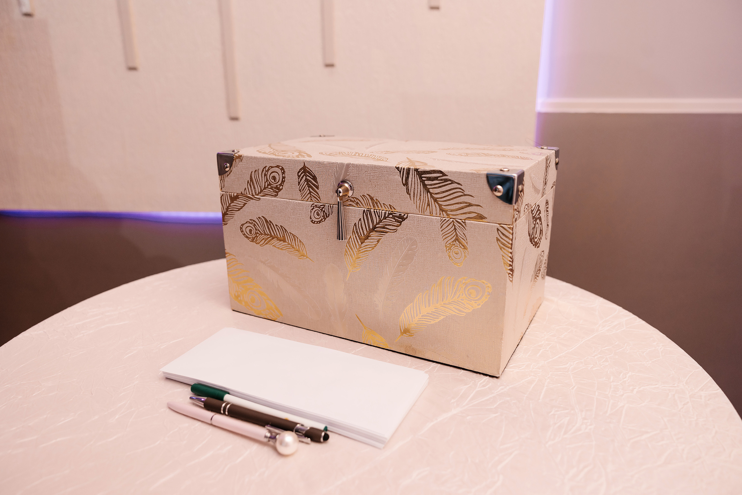 05.28.2023 Cumetria. Wedding family event photographer in Chicago Nick Yushevich