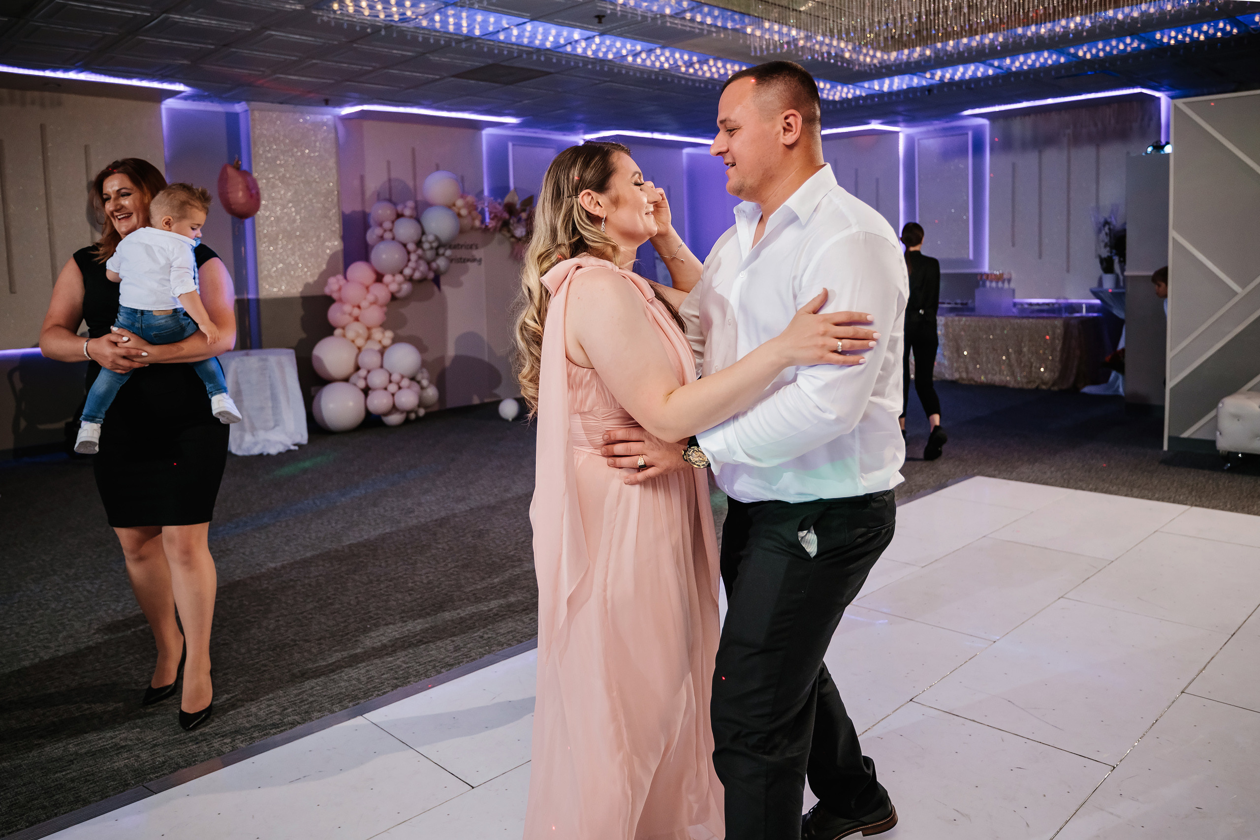 05.28.2023 Cumetria. Wedding family event photographer in Chicago Nick Yushevich