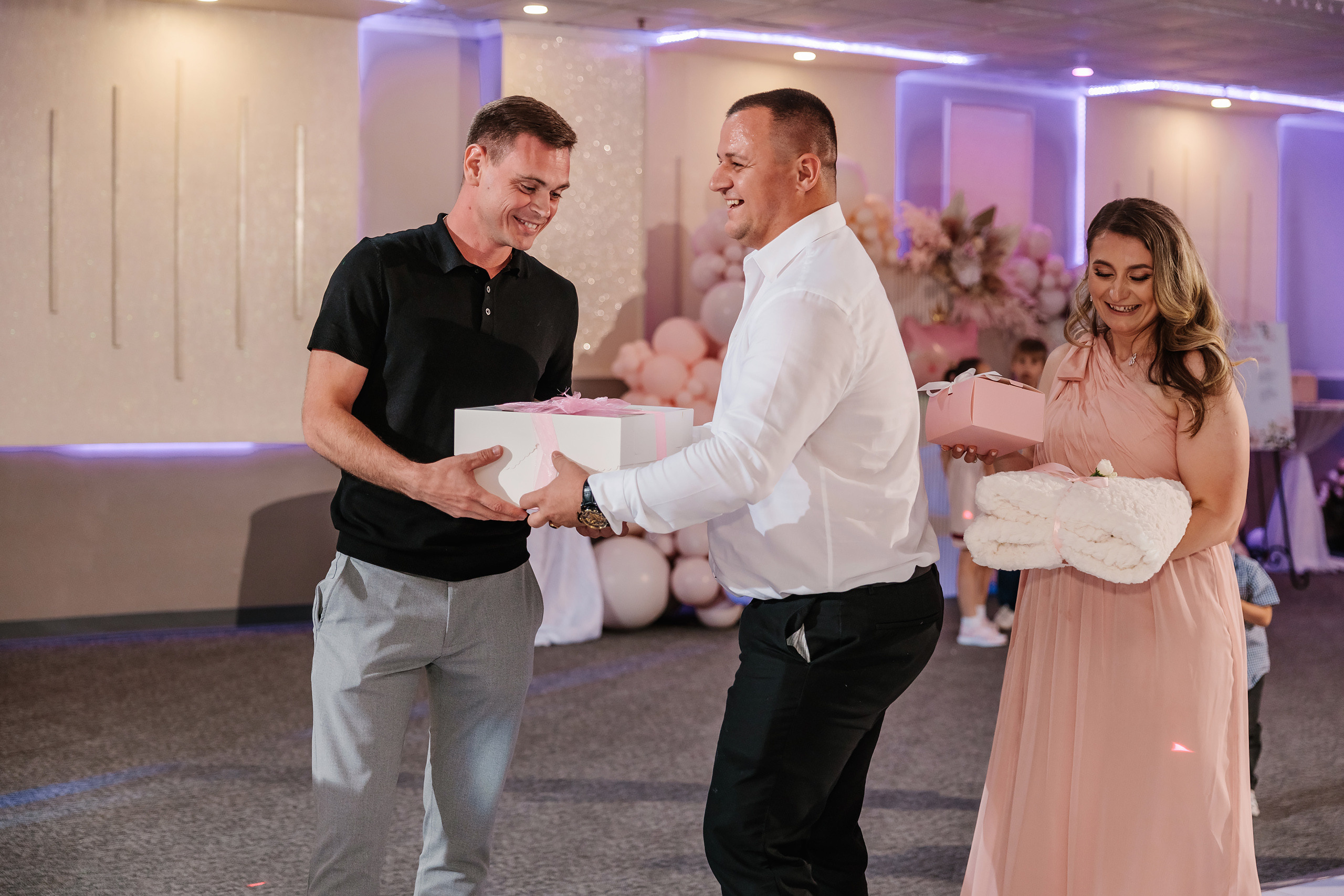 05.28.2023 Cumetria. Wedding family event photographer in Chicago Nick Yushevich