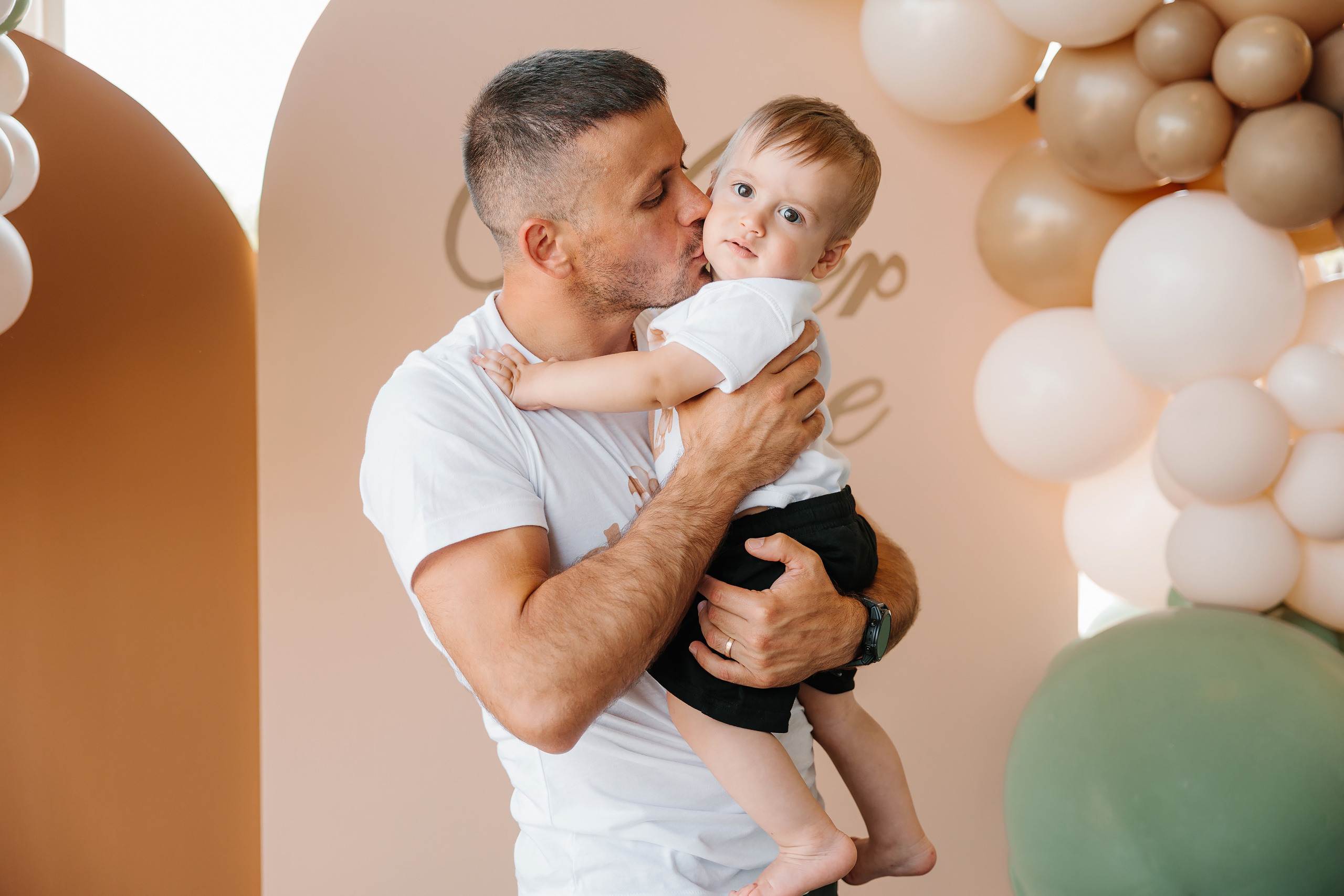 06.10.2023 First birthday. Wedding family event photographer in Chicago Nick Yushevich