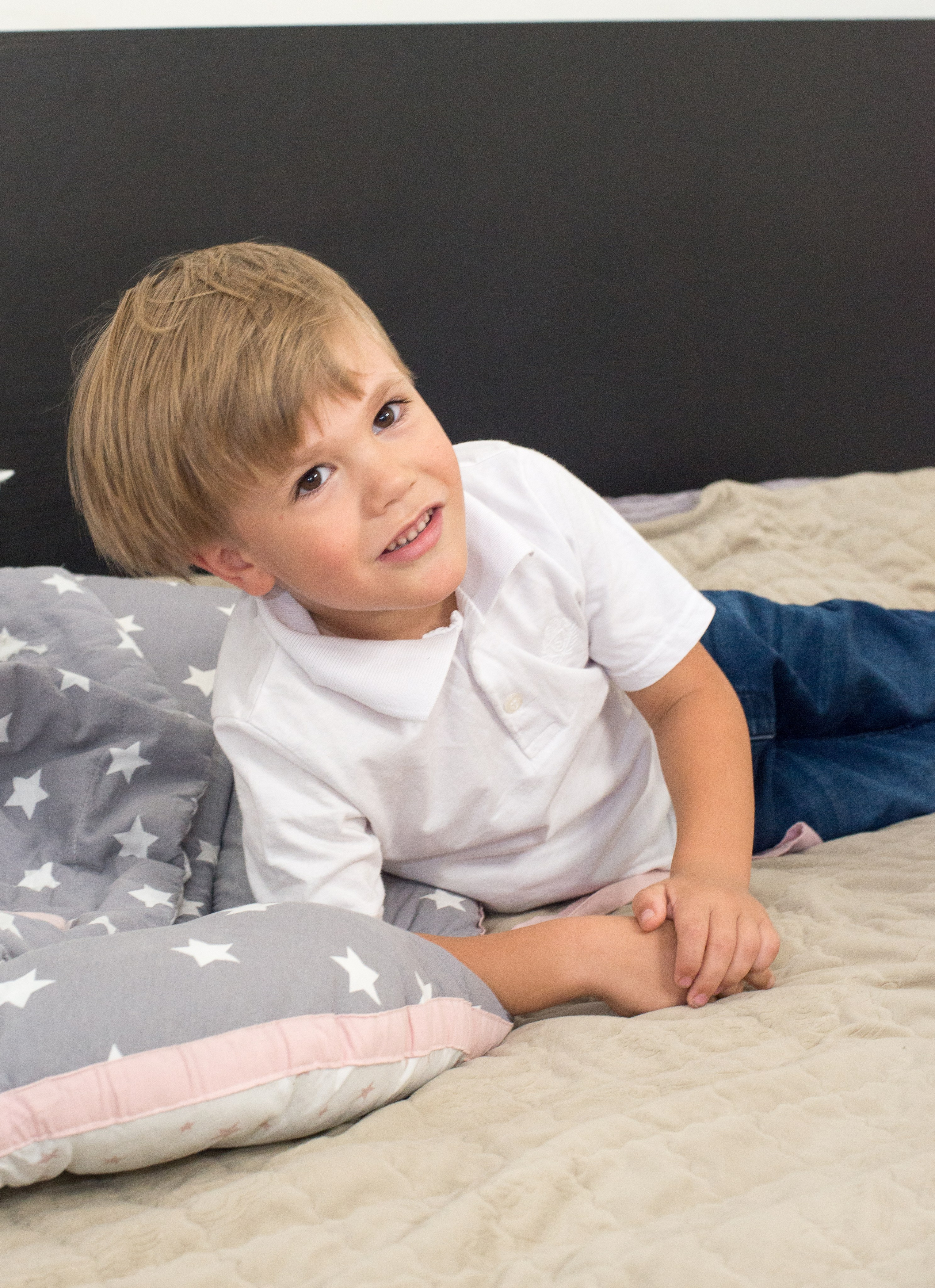 Катя, Андрей Мирон и Лео. Визуальный брендинг