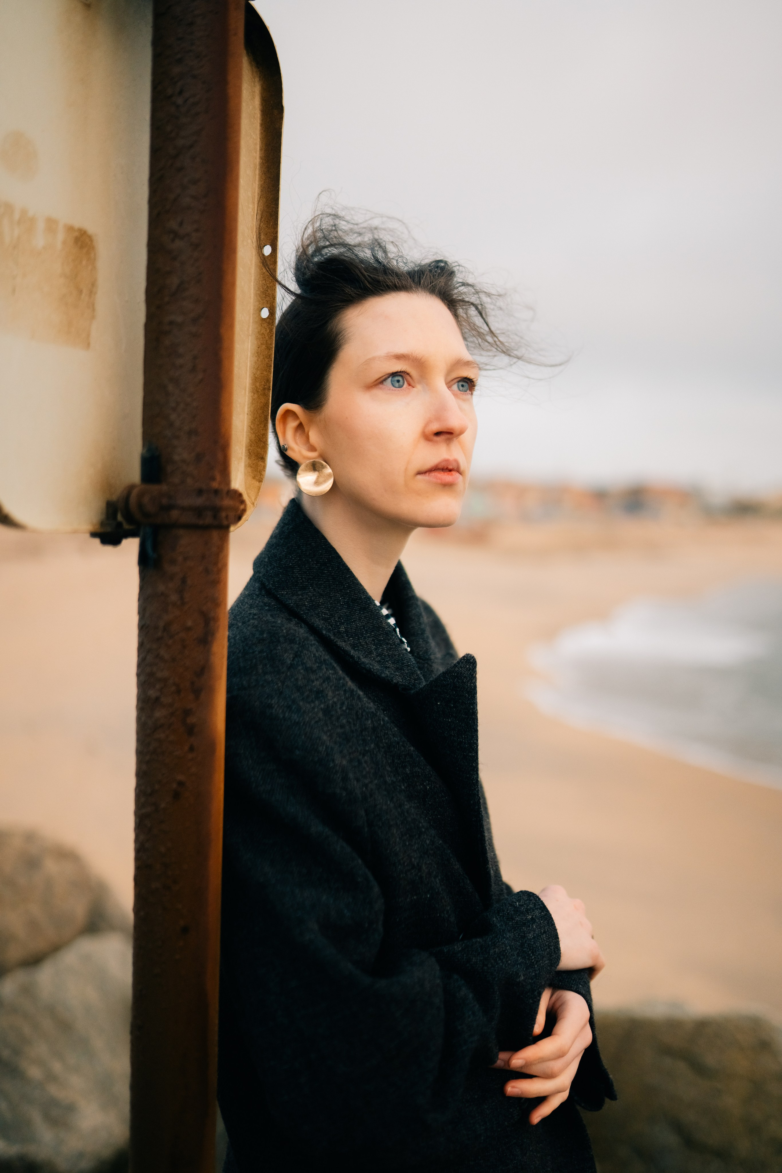 Anna at the sea. Maria Sher. Professional photographer from Porto, Portugal