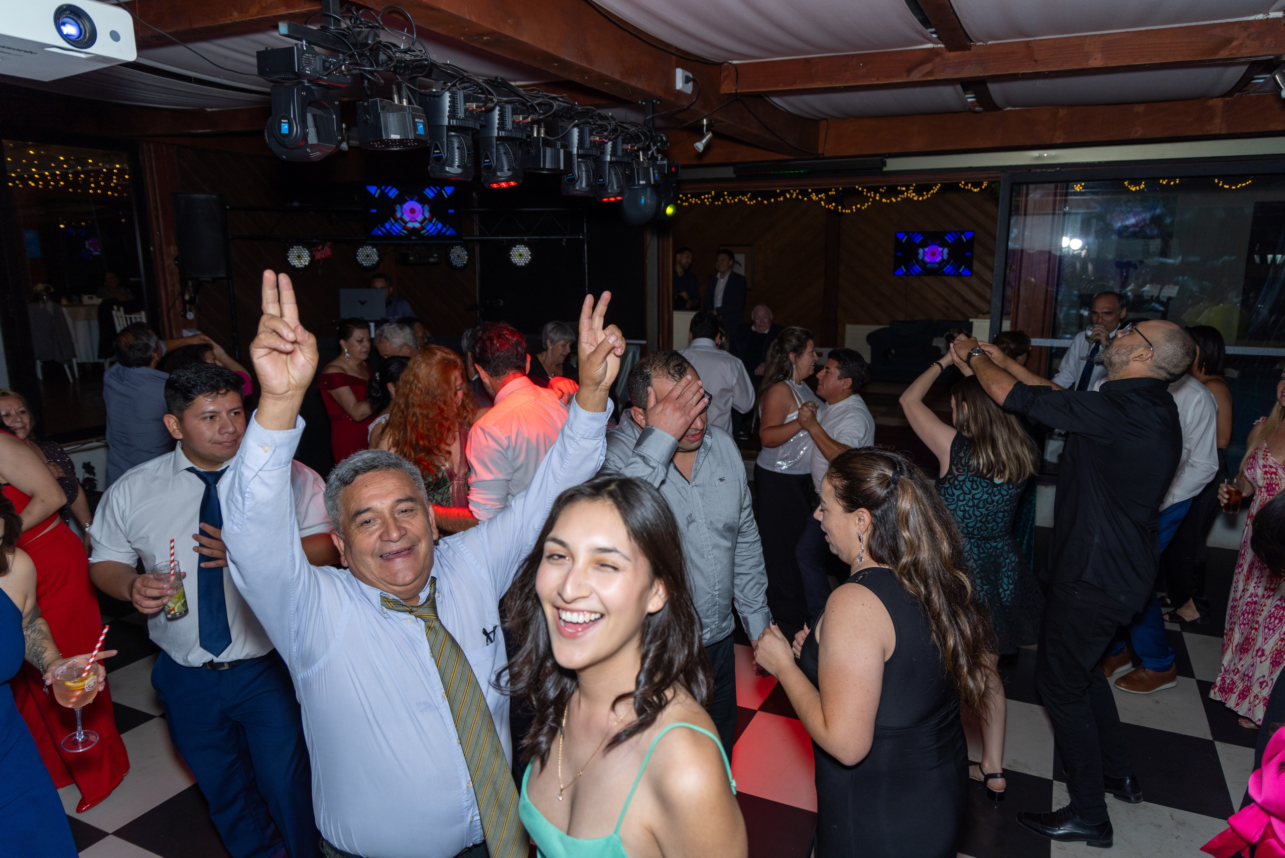 Katherin y Daniel. Dinka & Emilio - El arte de preservar lo que no se repite