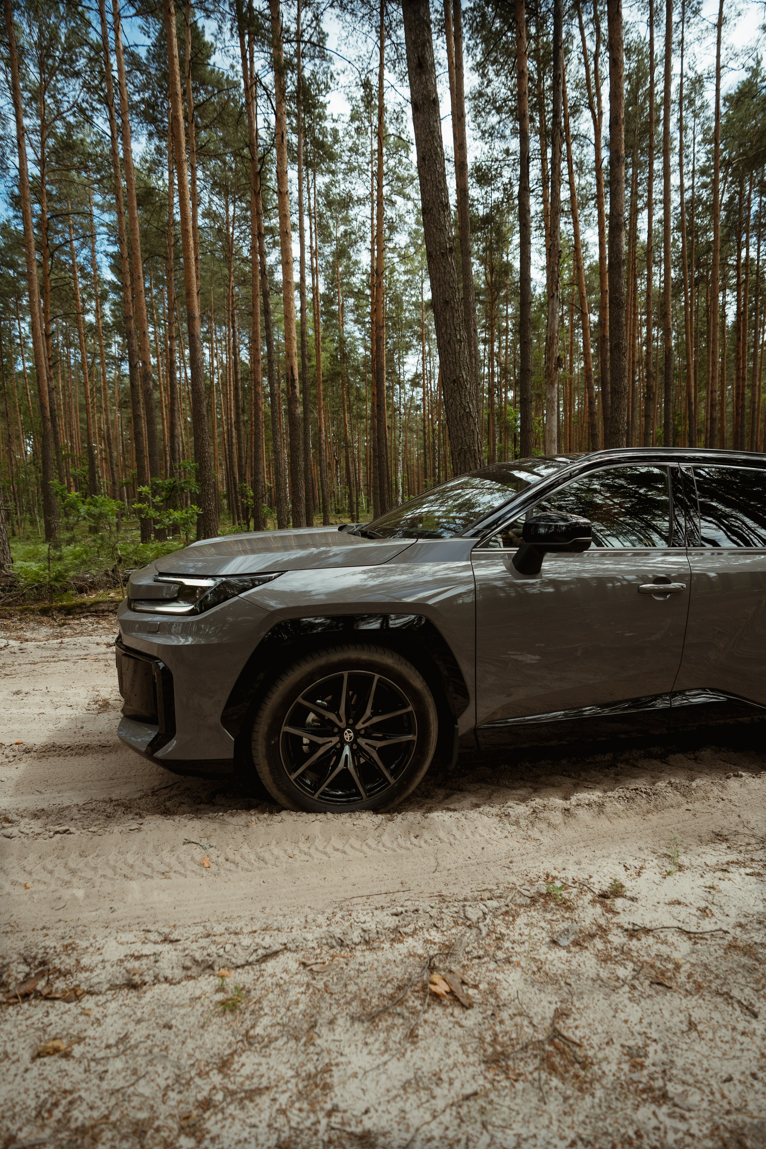 Toyota Rav4 presentation. Kostiantyn Holinchenko. Reportage and portrait photographer