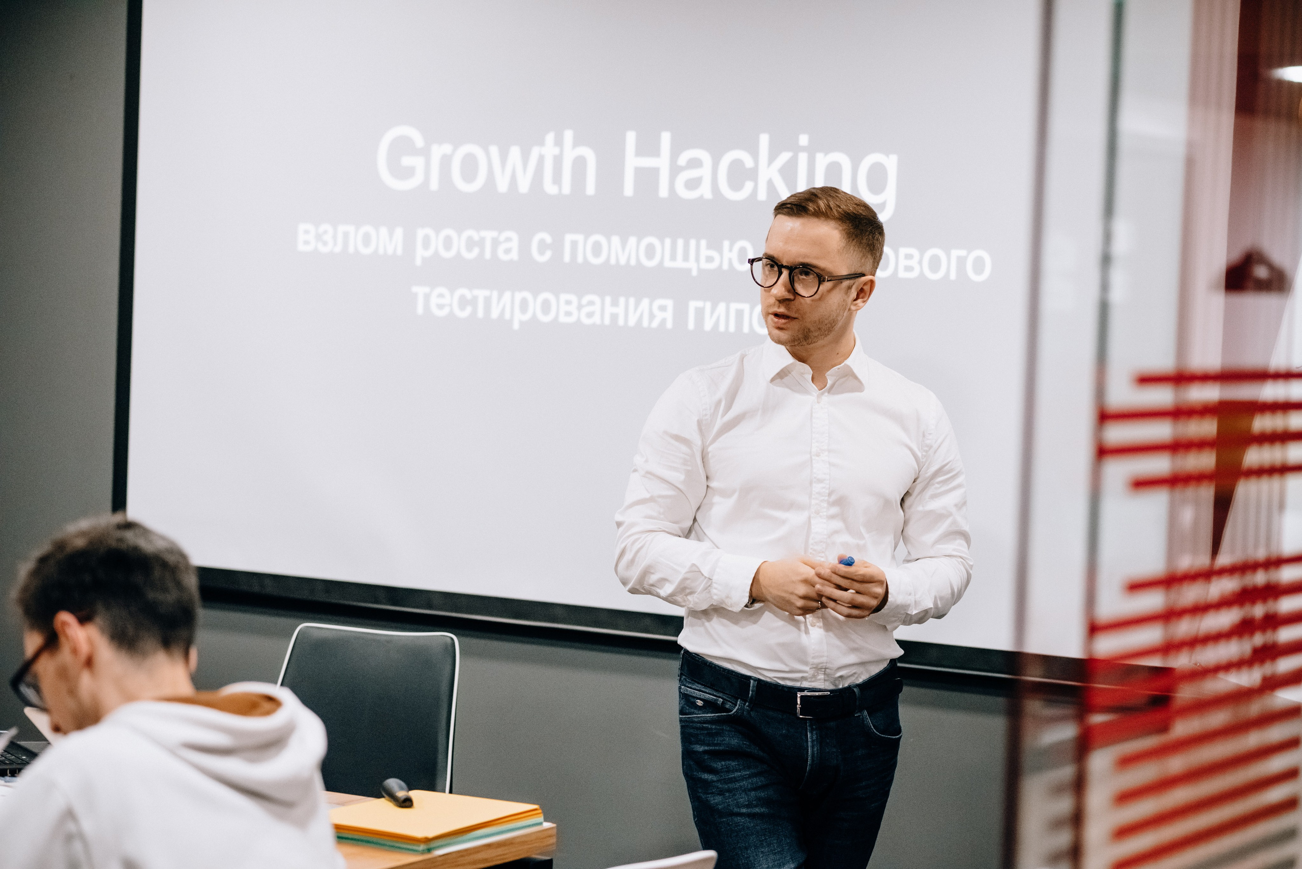 Business lecture. Destination Wedding photographer Italy, France, Germany, Spain, Poland Oleg Zaicev