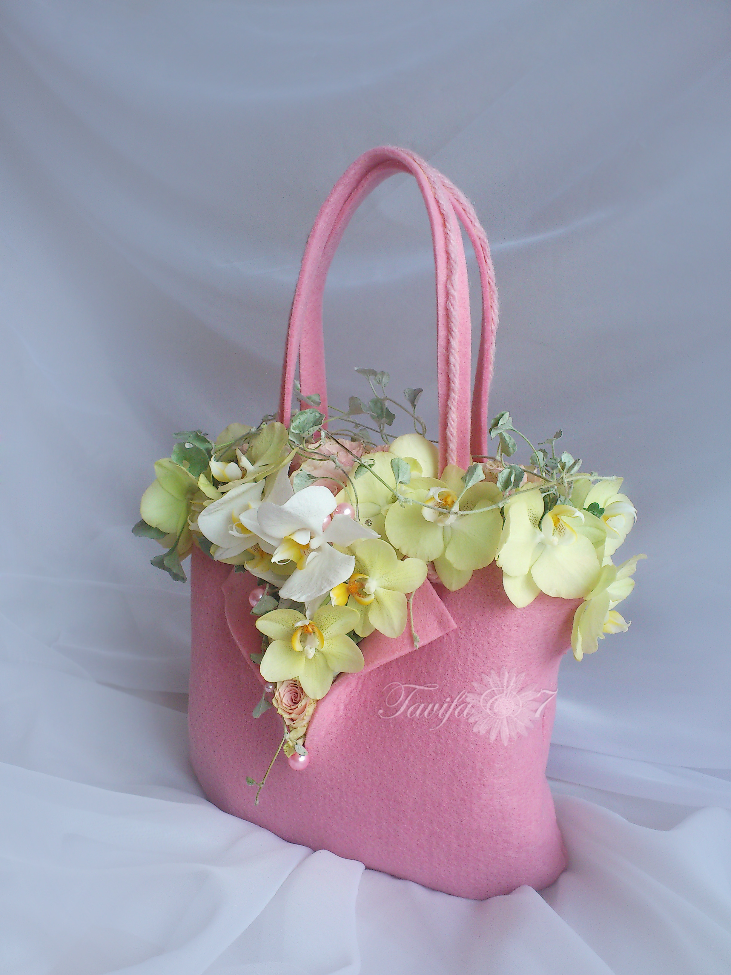 Puķu somiņas. Event design, decoration, floristry, gift, Irina Novika, Riga, Latvia