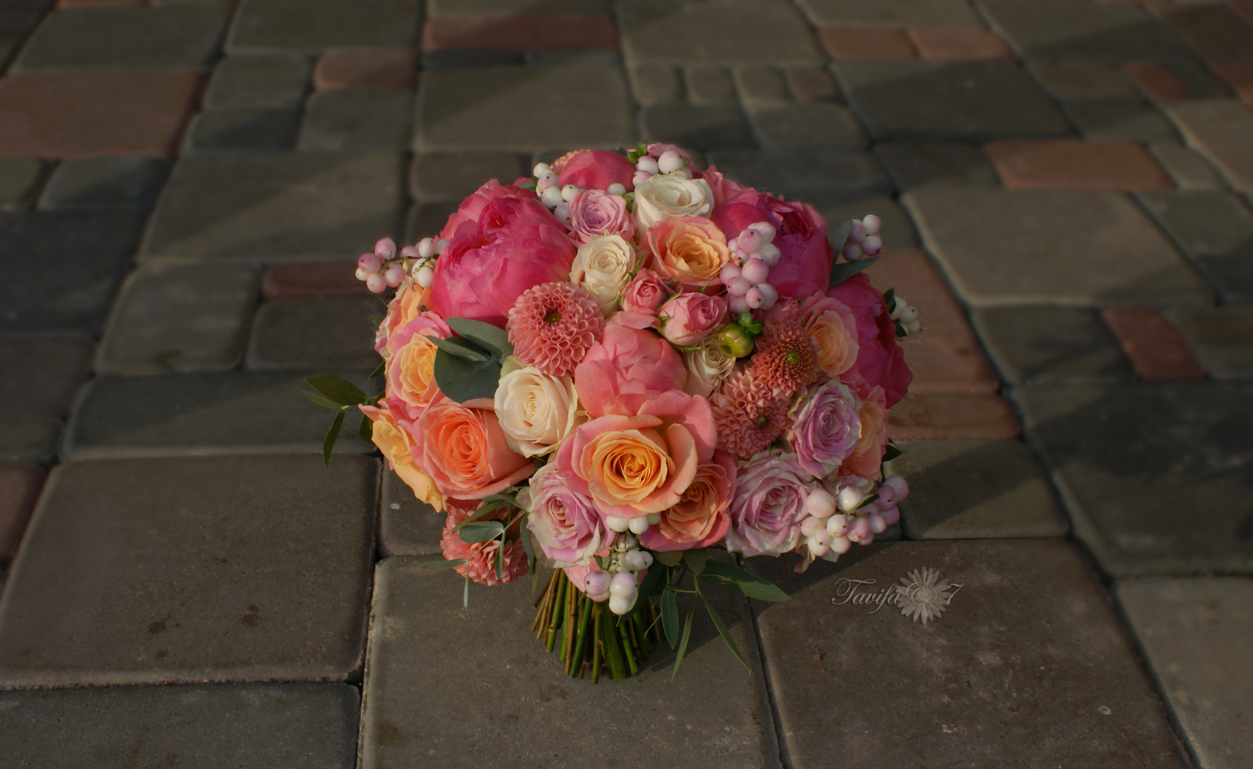 Līgavas pušķi sarkanos toņos. Event design, decoration, floristry, gift, Irina Novika, Riga, Latvia