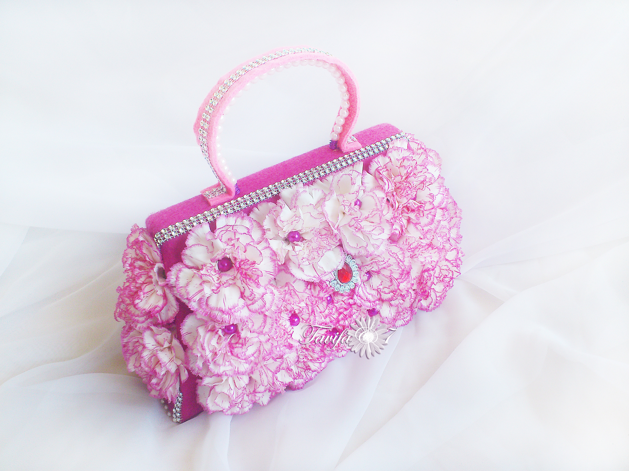 Puķu somiņas. Event design, decoration, floristry, gift, Irina Novika, Riga, Latvia