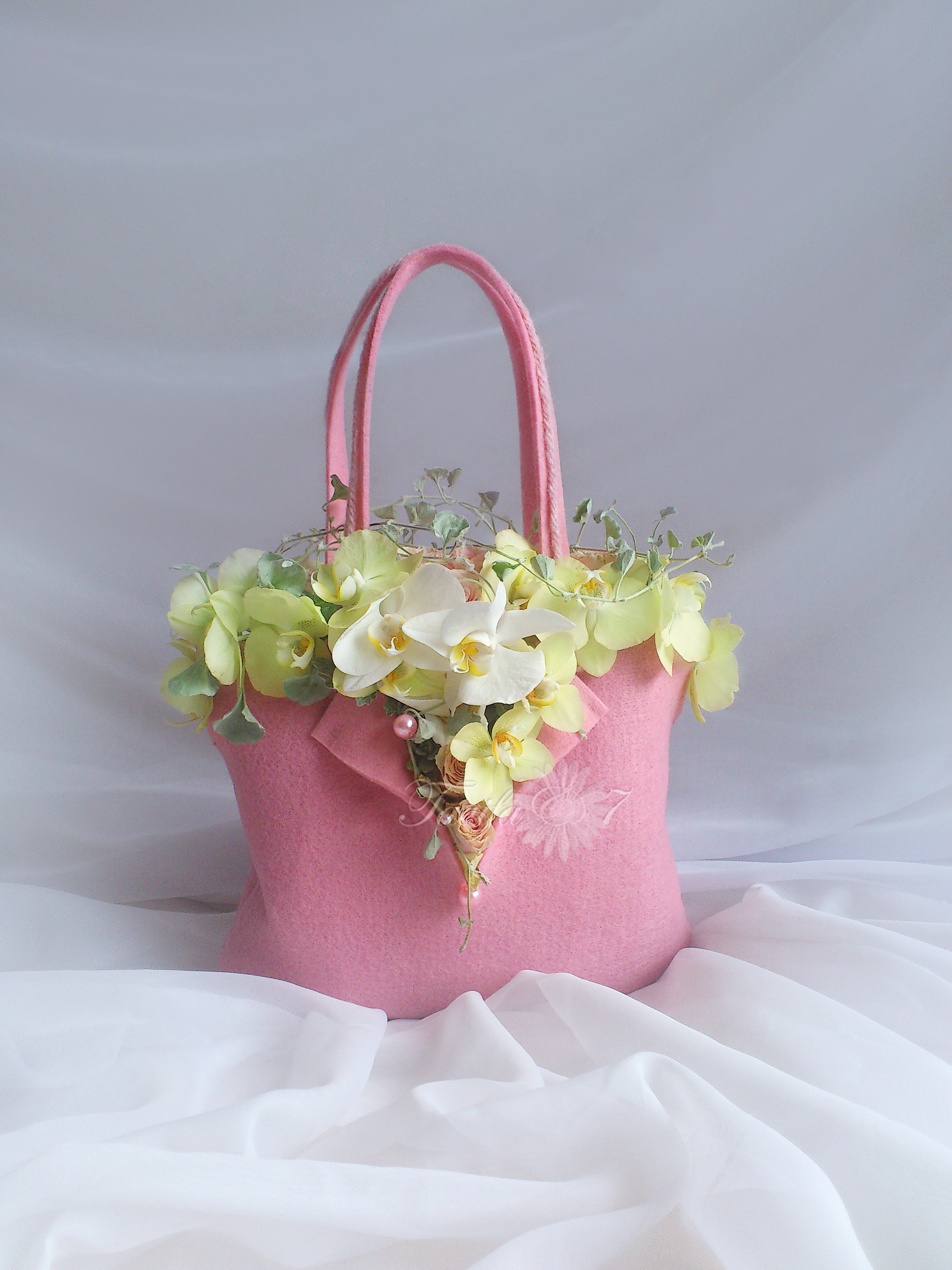 Puķu somiņas. Event design, decoration, floristry, gift, Irina Novika, Riga, Latvia