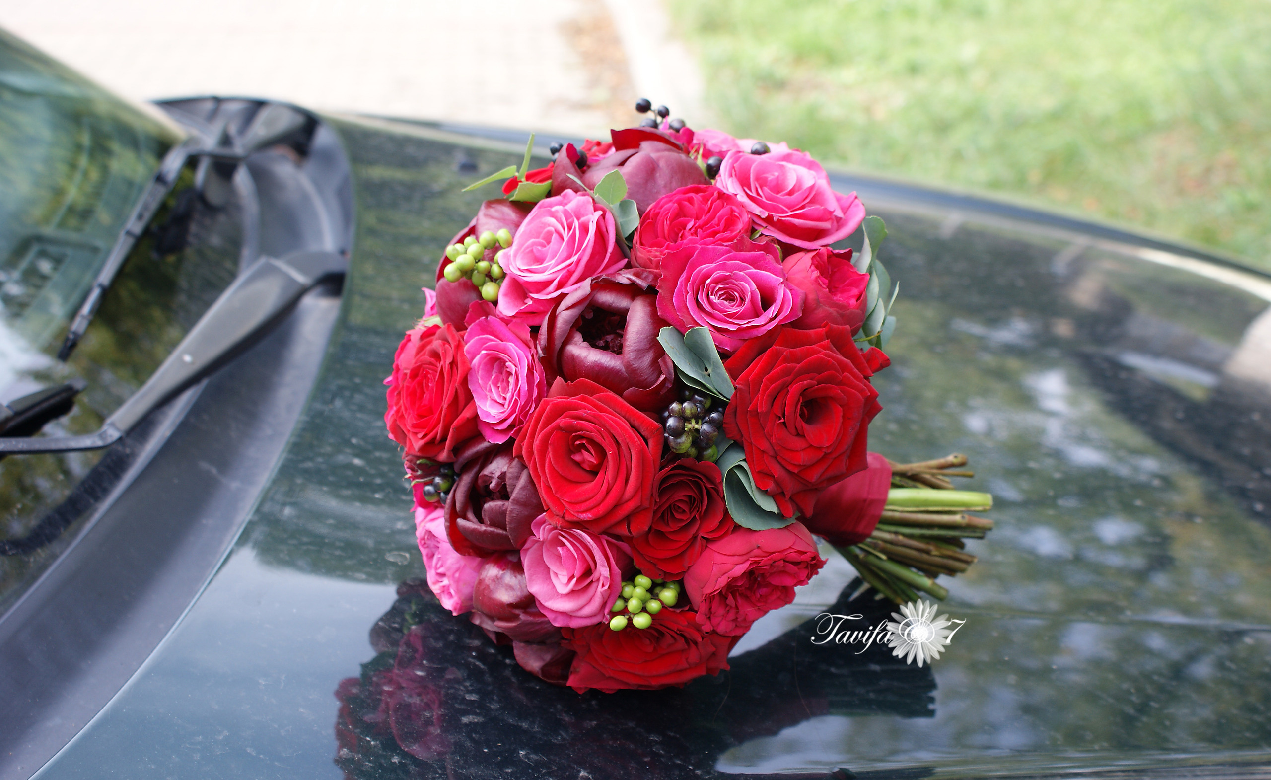 Līgavas pušķi sarkanos toņos. Event design, decoration, floristry, gift, Irina Novika, Riga, Latvia