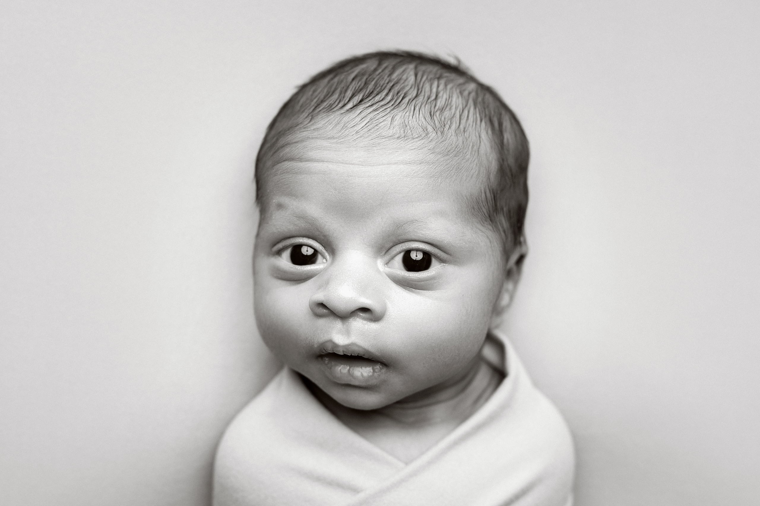 Vihaan 15 days. In-home newborn photography Raleigh & area Katya Kulikova