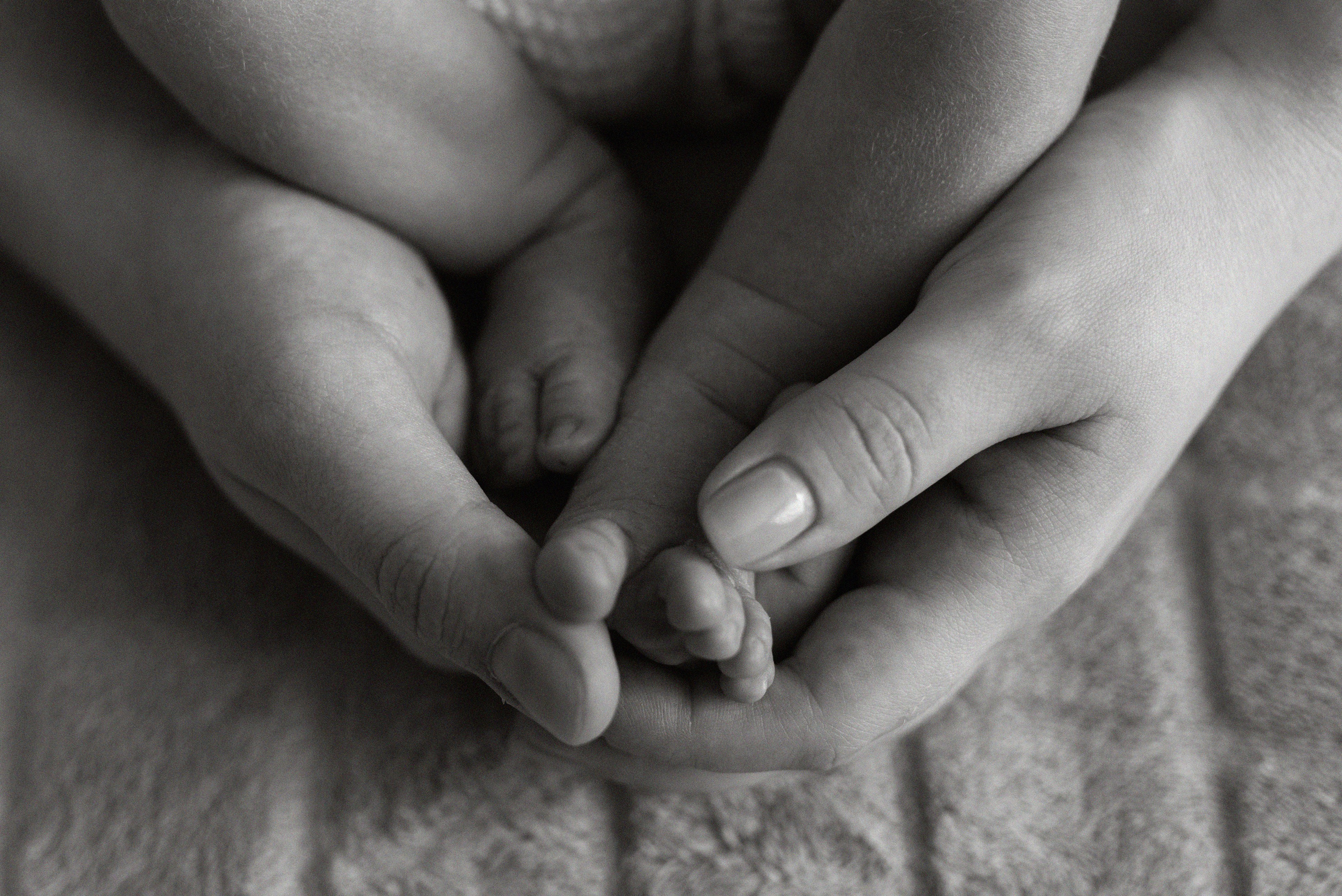 Lifestyle. In-home newborn photography Raleigh & area Katya Kulikova