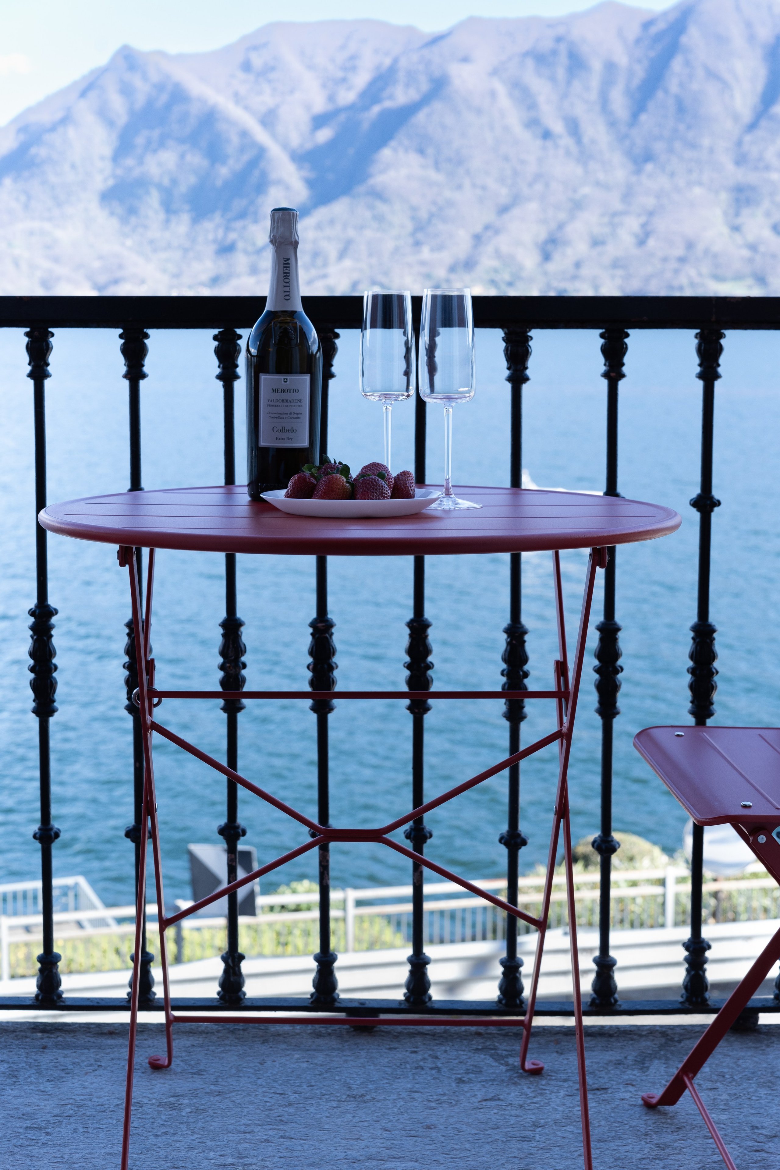 Lake Maggiore apartment. PHOTOGRAPHER IN ITALY