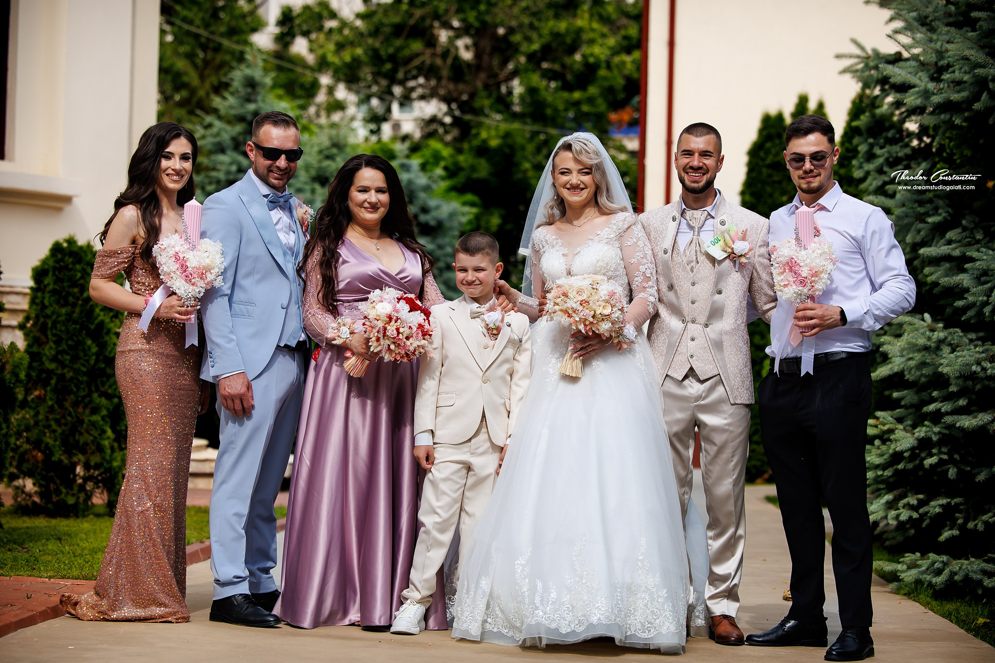 Shooting Foto Nunta. Dream Studio Galați – ședințe foto profesionale pentru familie, portrete și evenimente