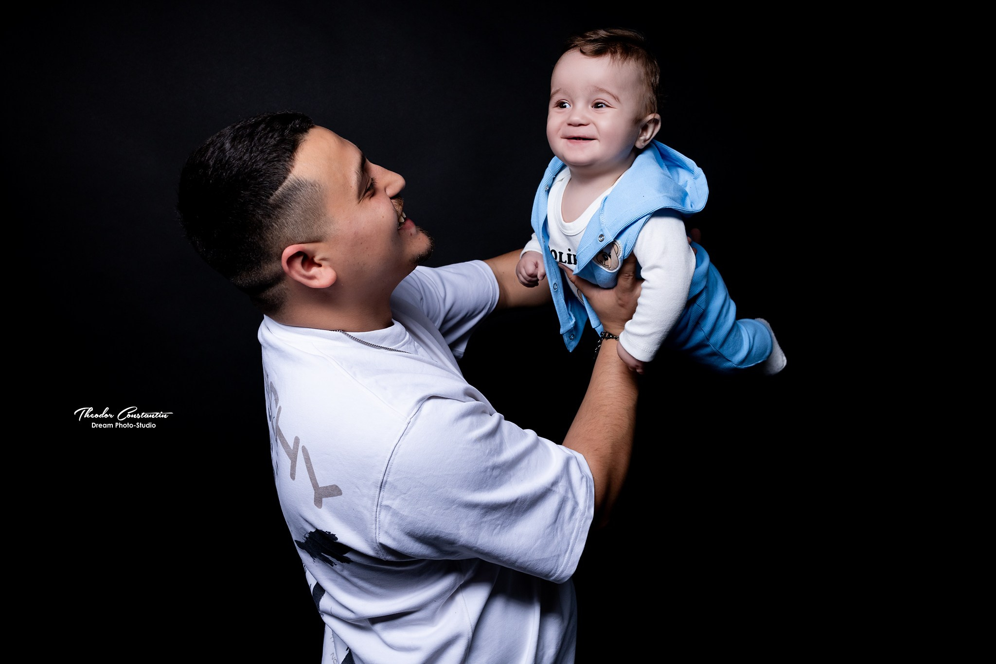 Studio. Dream Studio Galați – ședințe foto profesionale pentru familie, portrete și evenimente