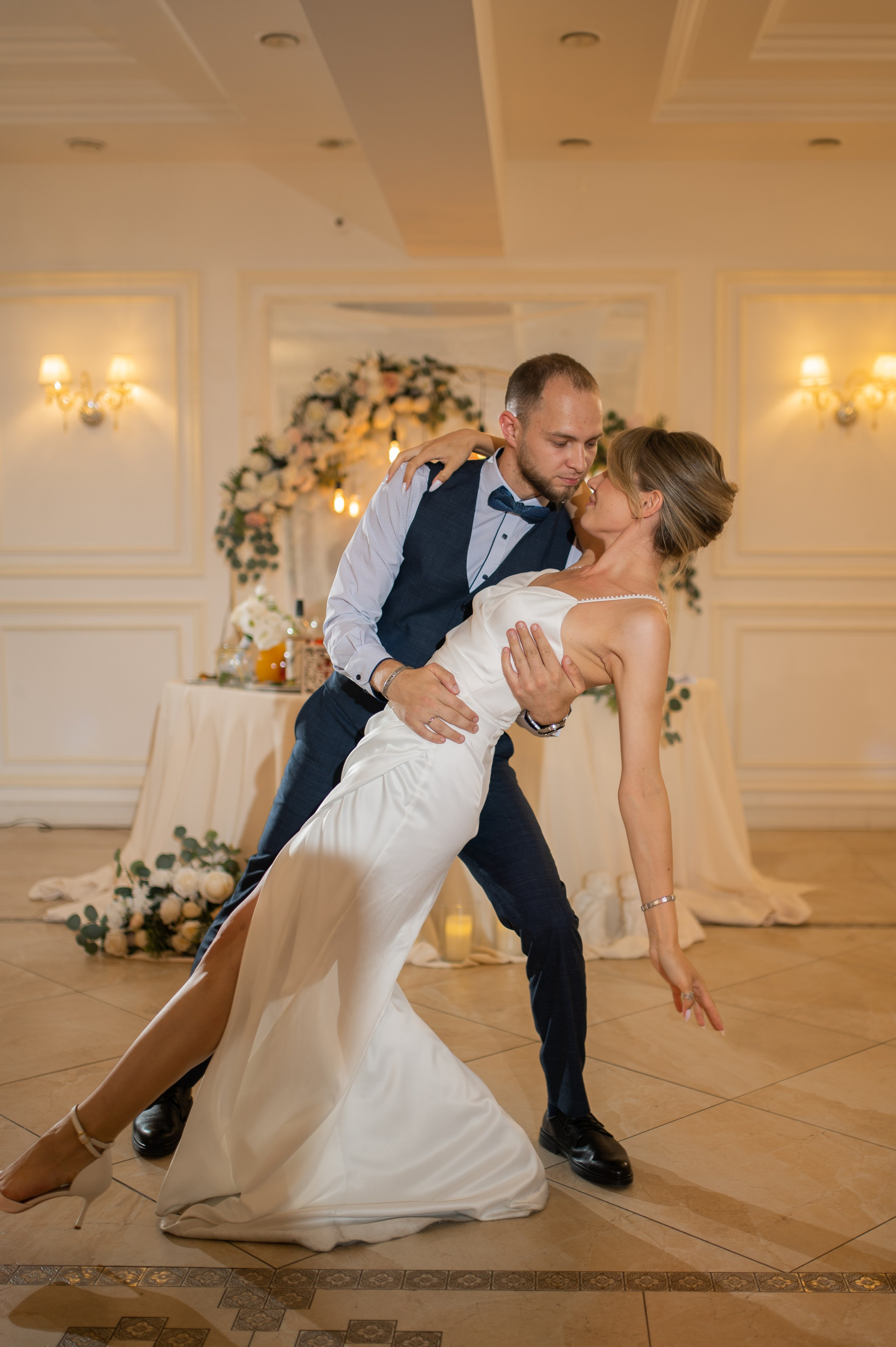 In your arms. Wedding and commercial photographer